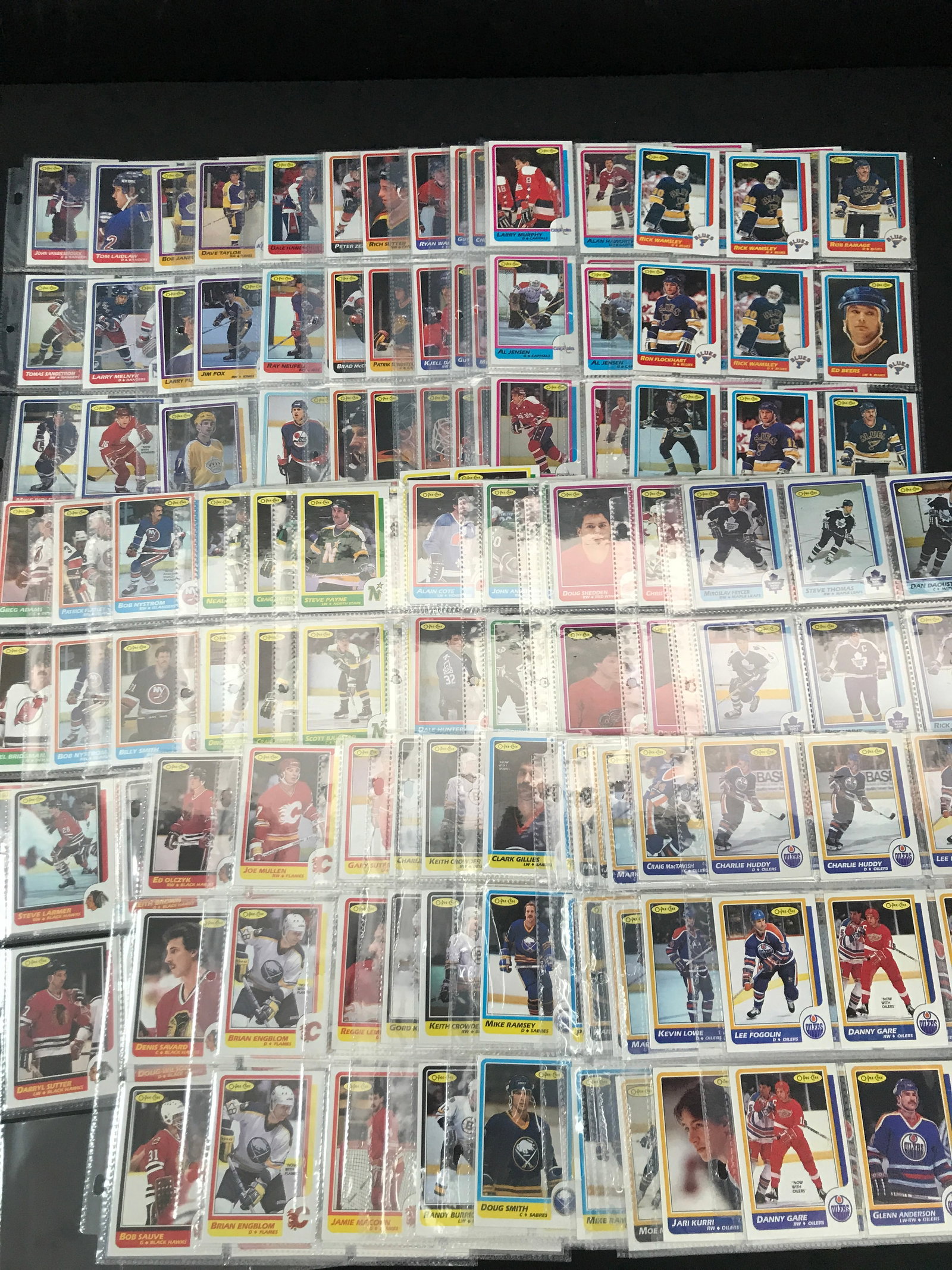 1988 O PEE CHEE NEAR COMPELTE SET: Prices are in Canadian dollars