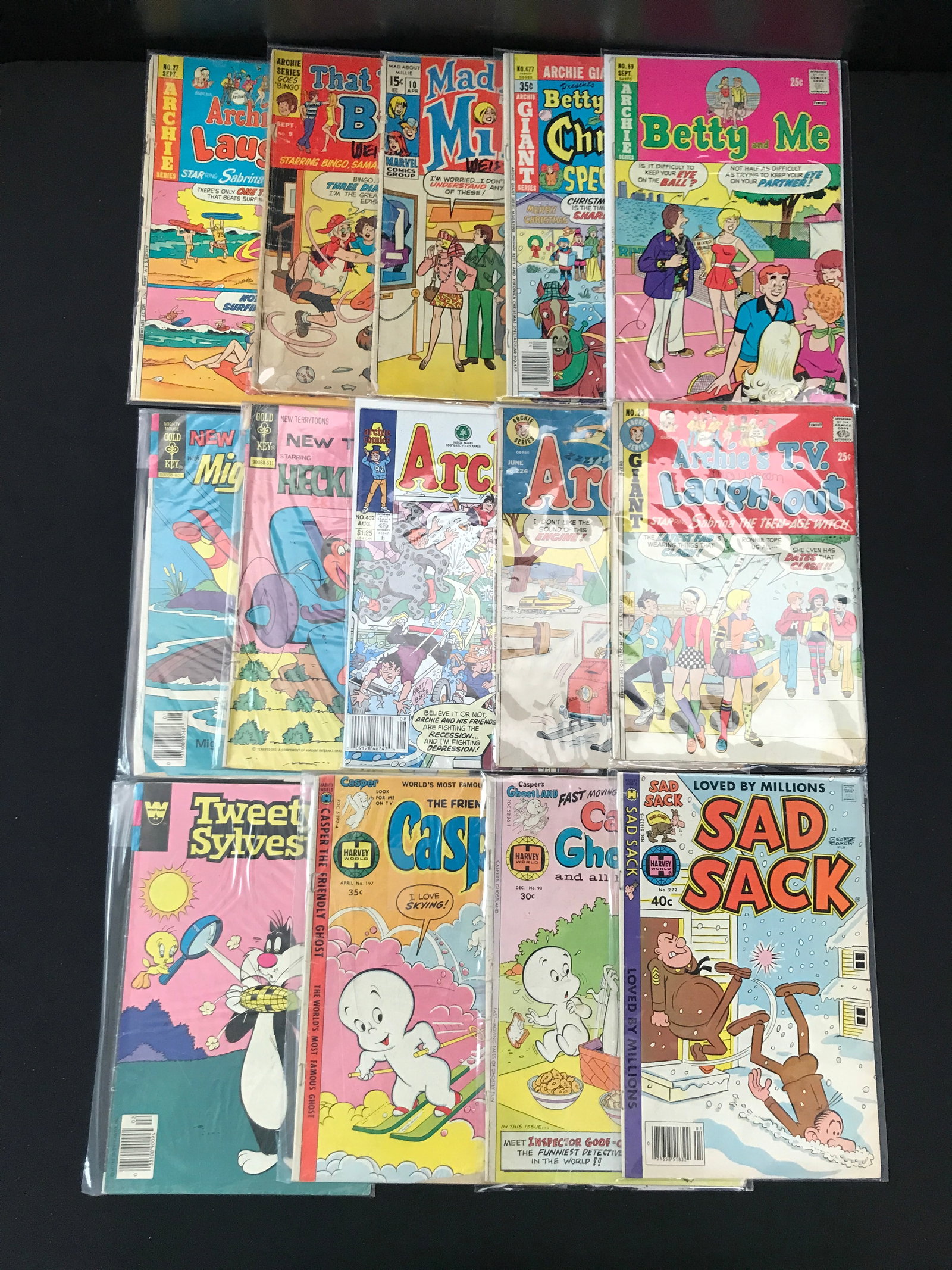 LOT OF 14 COMICS - VARIOUS TITLES AND PUBLISHERS: Prices are in Canadian Dollars