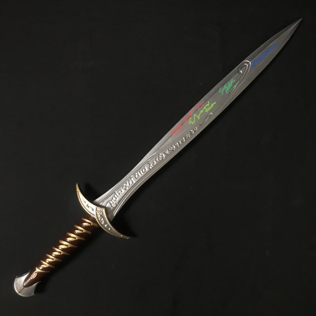QUAD SIGNED LORD OF THE RINGS SWORD - ASTIN, WOOD, MONAGHAN AND BOYD - WWOC COA: Prices are in Canadian dollars