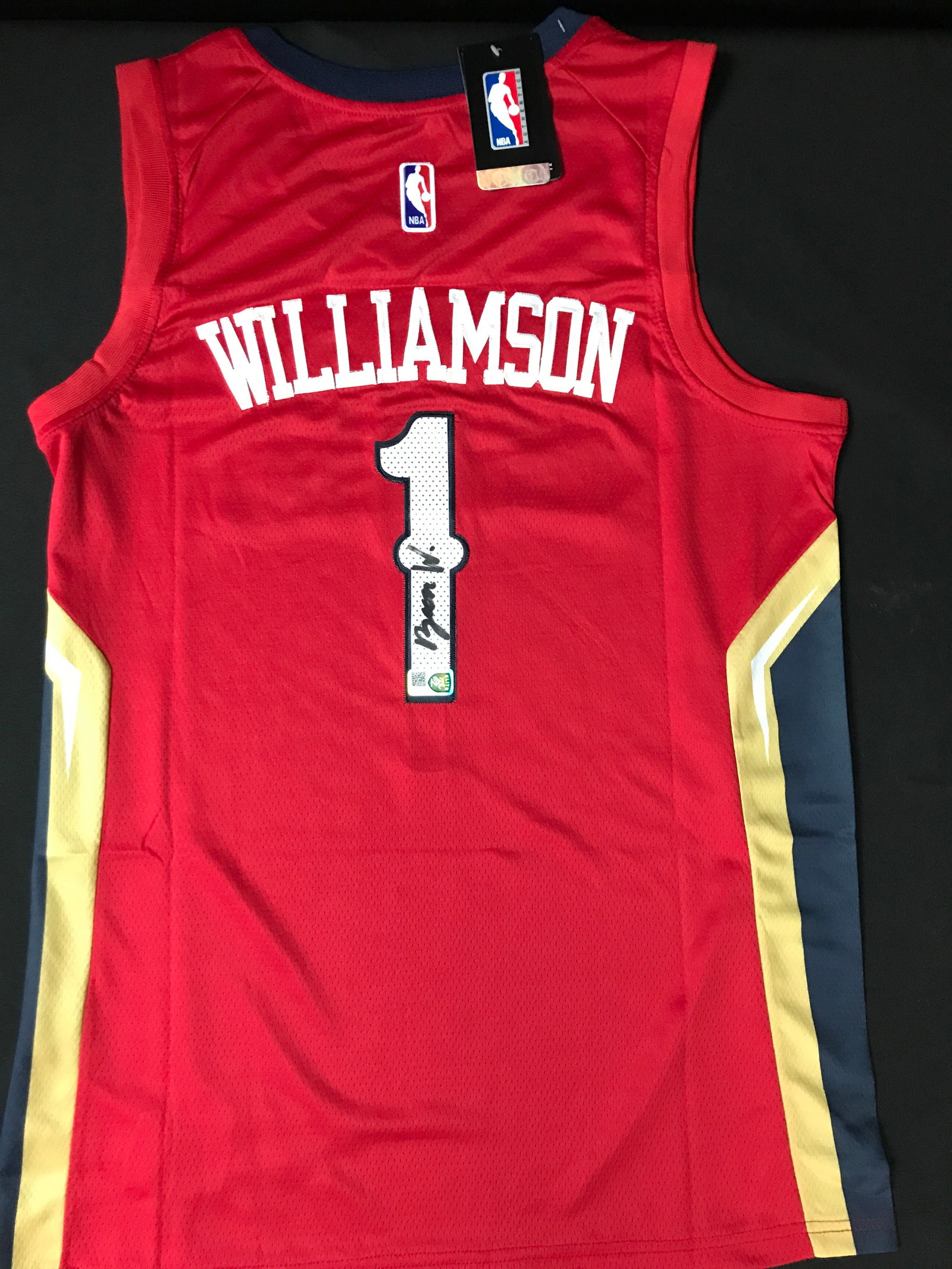 ZION WILLIAMSON SIGNED ORLEANS PELICANS CUSTOM JERSEY ELITE SPORTS COA: Prices are in Canadian dollars