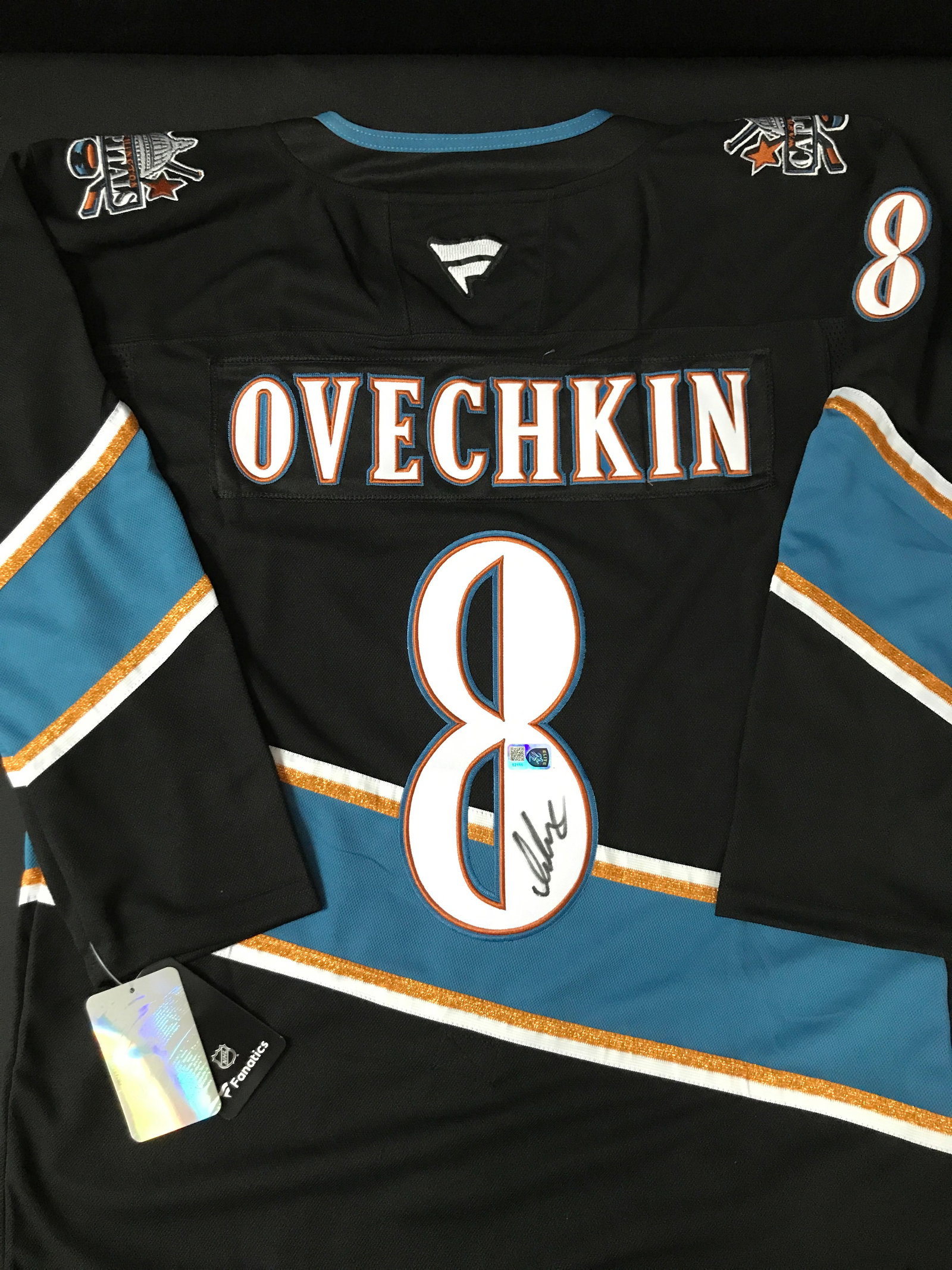ALEXANDER OVECHKIN SIGNED WASHINGTON CAPITALS CUSTOM JERSEY - ELITE SPORTS COA: Prices are in Canadian dollars