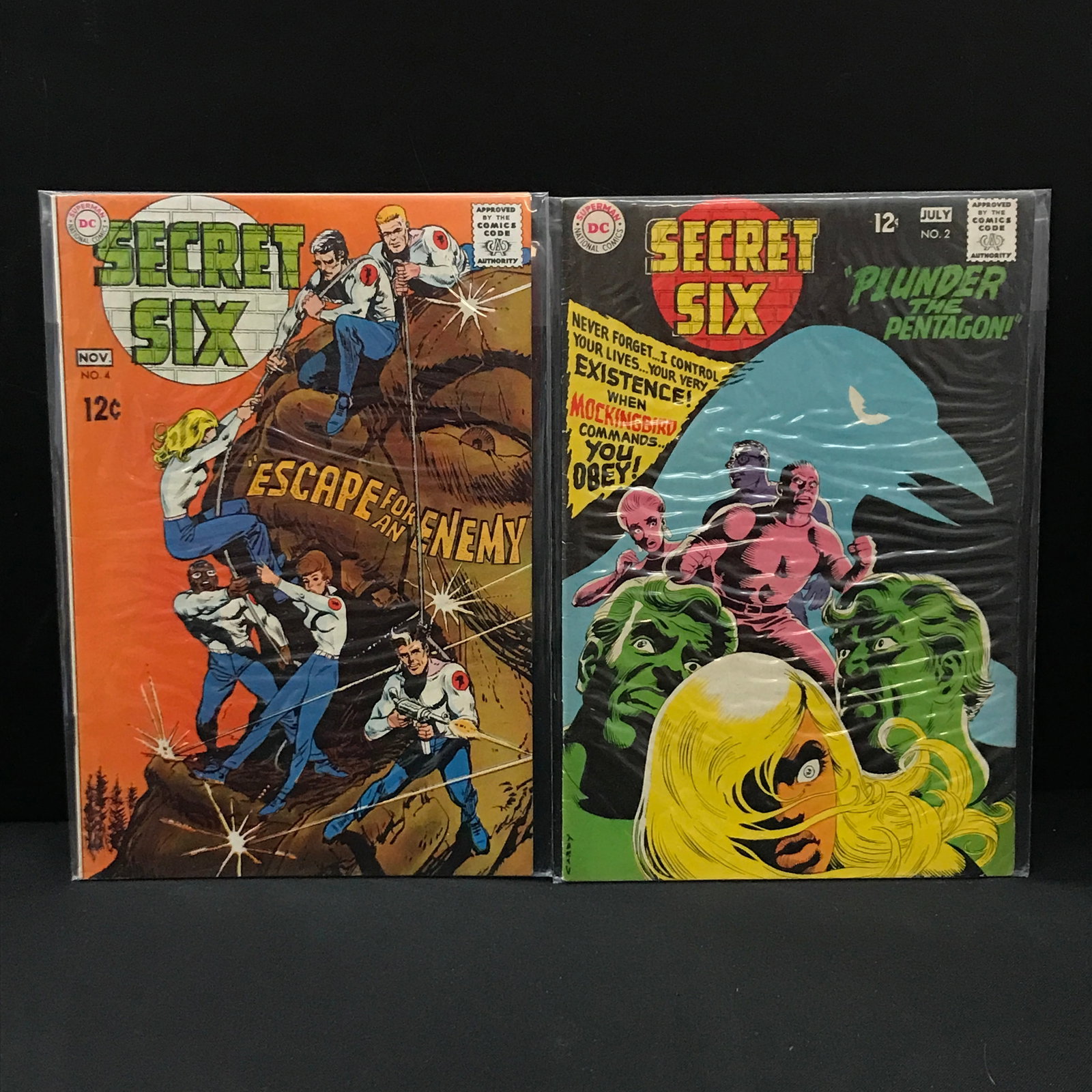 LOT OF 2 SECRET SIX COMICS #2 & #4 - DC COMICS: Prices are in Canadian dollars