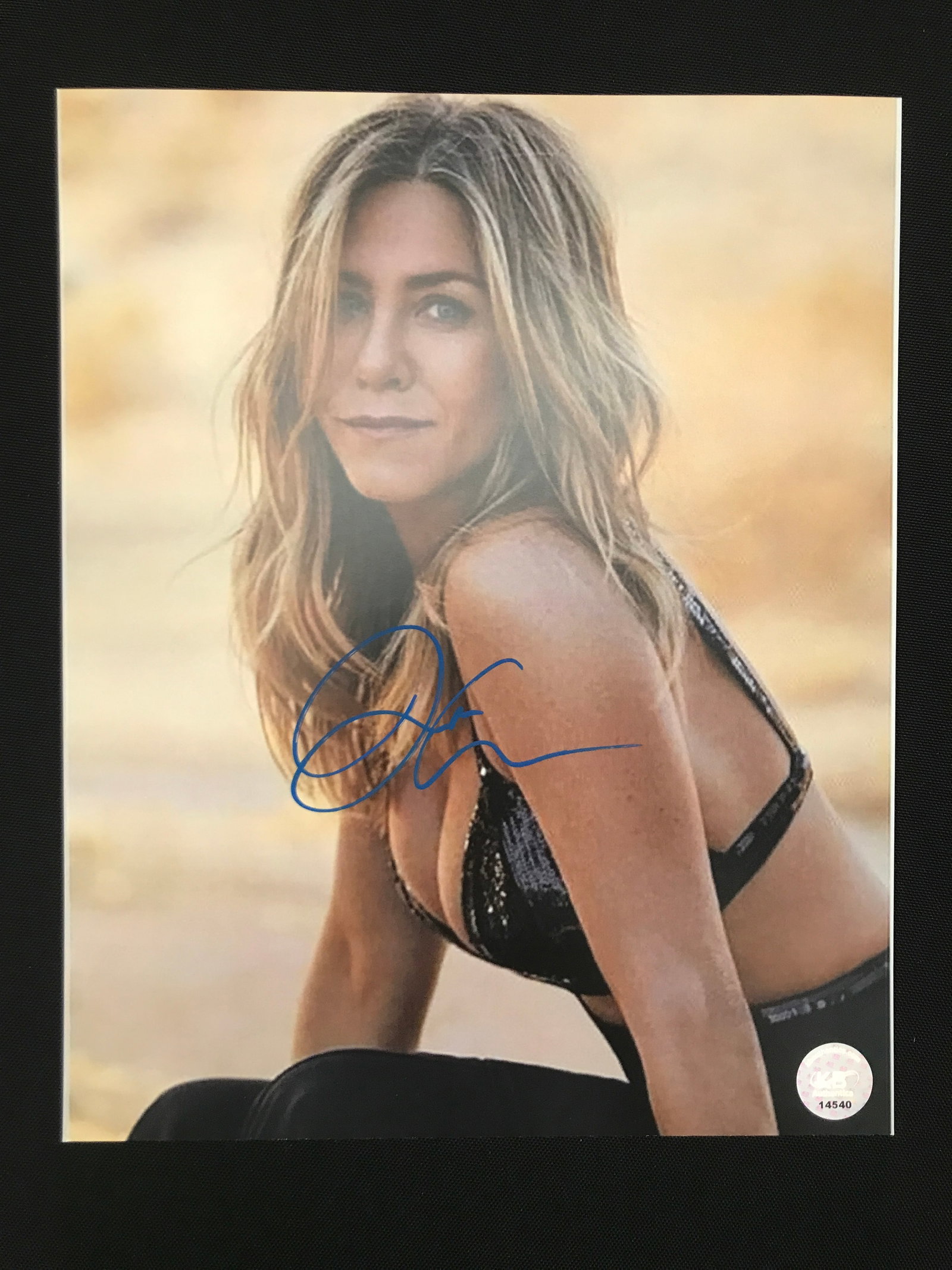 JENNIFER ANISTON SIGNED 8X10 - KB COA (1 of 1)