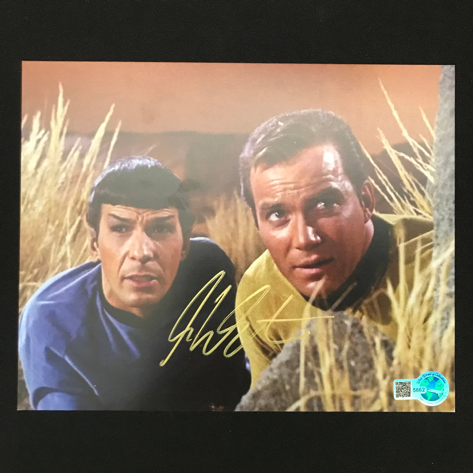 WILLIAM SHATNER SIGNED 8X10 - WWOC COA: Prices are in Canadian dollars