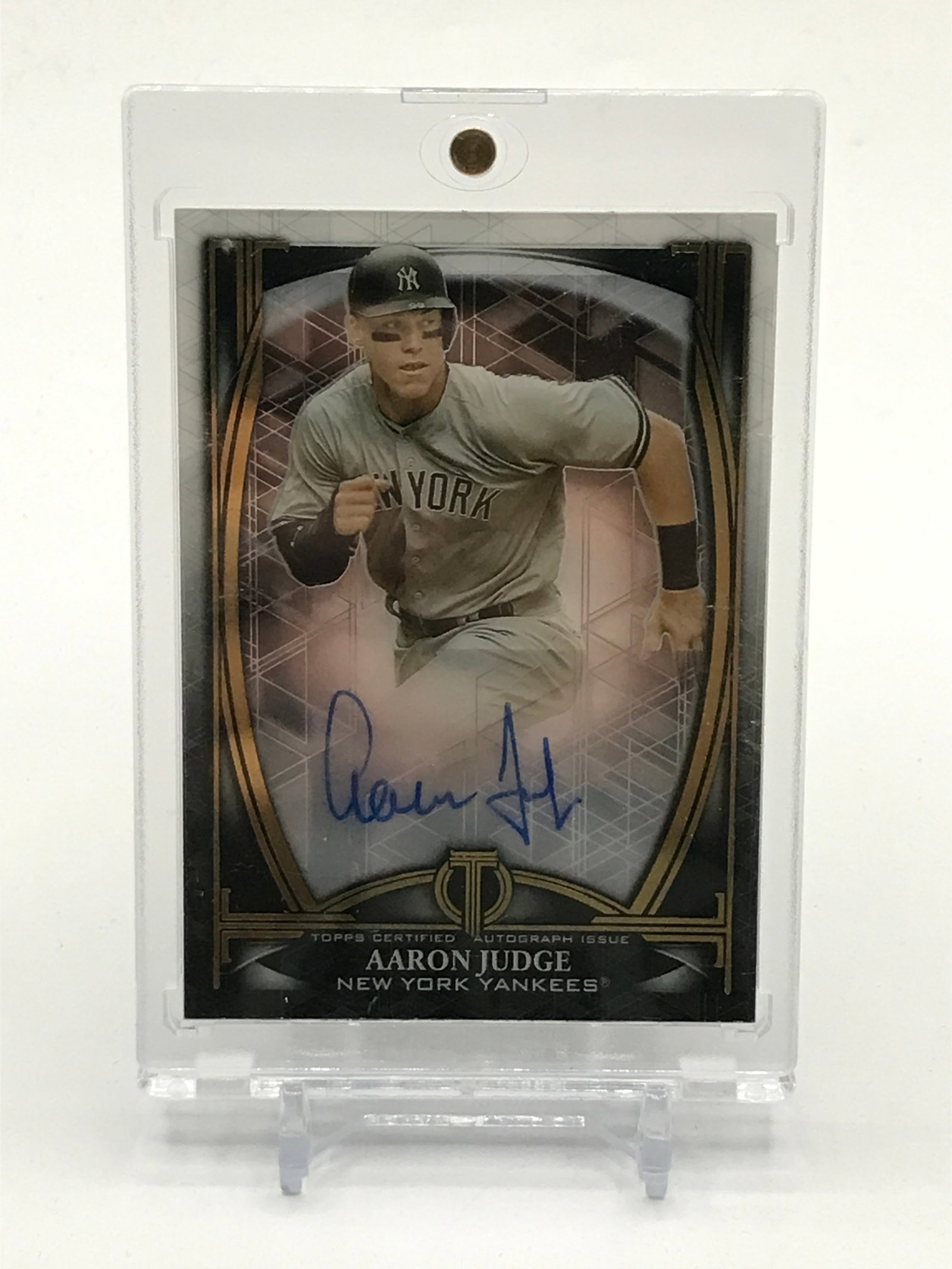 2019 TOPPS TRIBUTE BASEBALL AARON JUDGE SIGNED TRADING CARD 14/15: Prices are in Canadian dollars