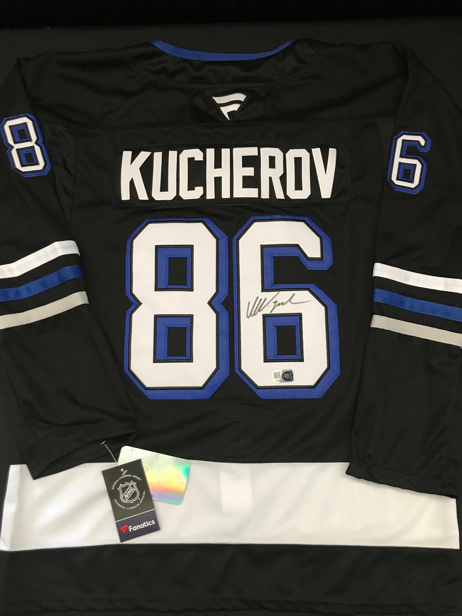 NIKITA KUCHEROV SIGNED TAMPA BAY LIGHTENING CUSTOM JERSEY - ELITE SPORTS COA: Prices are in Canadian dollars