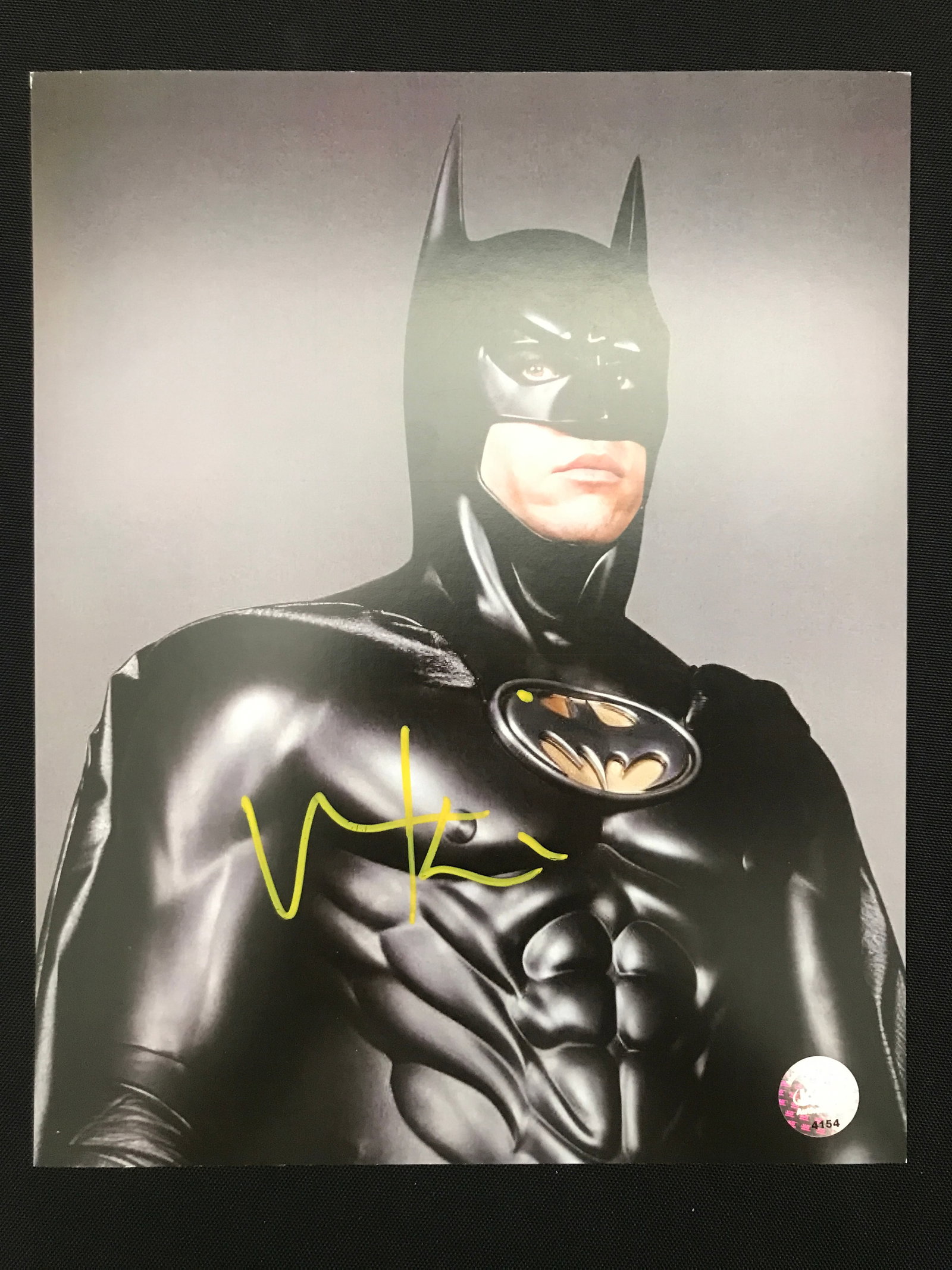 VAL KILMER SIGNED BATMAN 8X10 - KB COA: Prices are in Canadian dollars