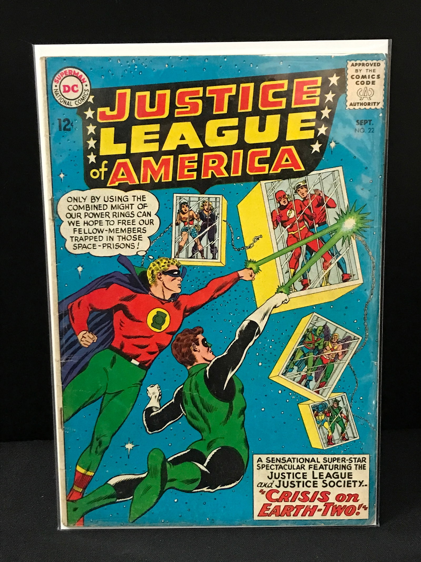 JUSTICE LEAGUE OF AMERICA #22 - DC COMICS: Prices are in Canadian dollars