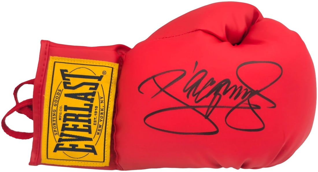 MANNY PACQUIAO SIGNED EVERLAST BOXING GLOVE (1 of 2)