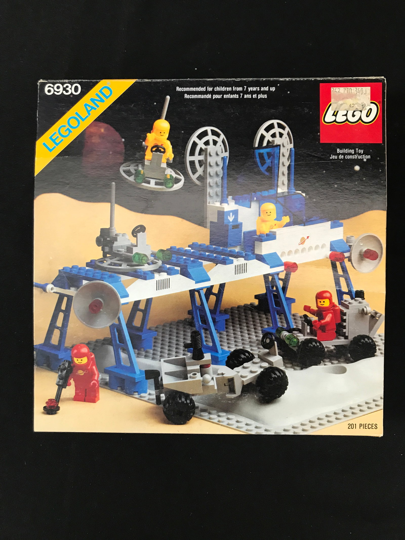 LEGO LEGOLAND 6930 IN ORIGINAL PACKAGING COMPLETE (1 of 2)