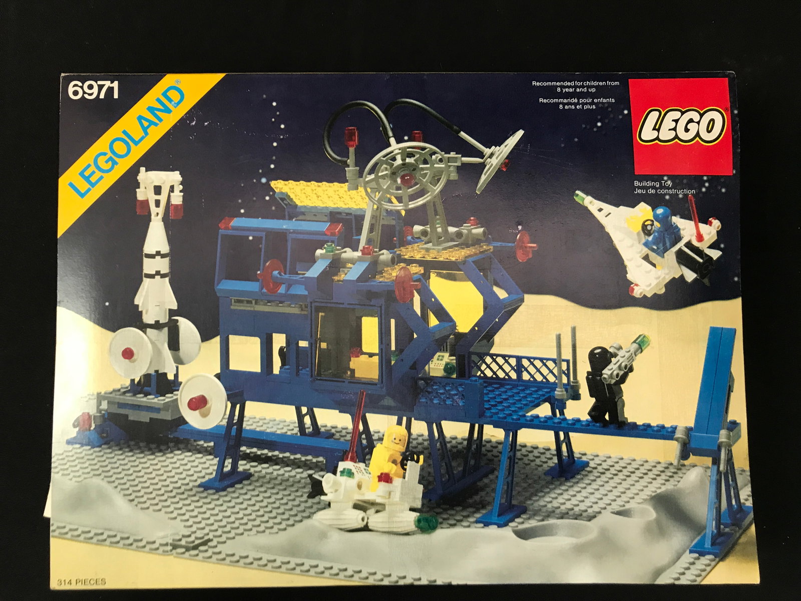 COMPLETE LEGO LEGOLAND 6971 IN ORIGINAL PACKAGING: Prices are in Canadian dollars