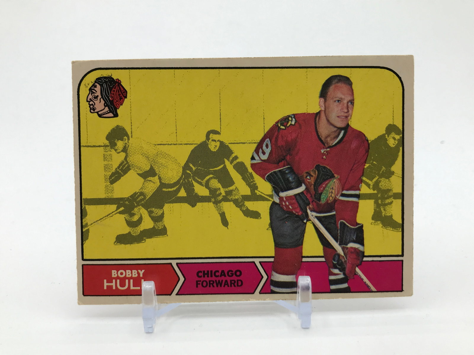 1968-69 OPC BOBBY HULL HOCKEY TRADING CARD (1 of 2)