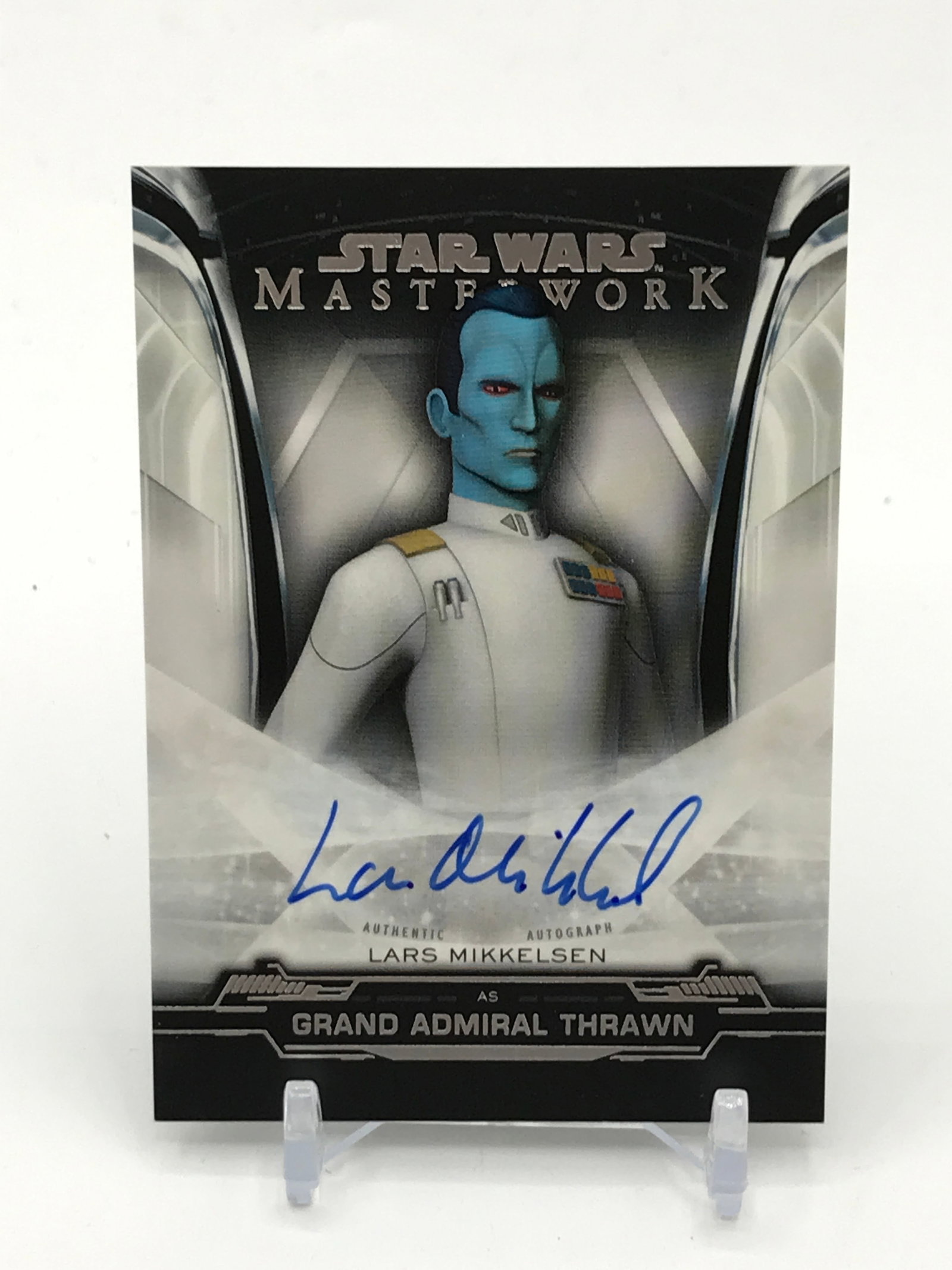 TOPPS STAR WARS LARS MIKKELSEN GRAND ADMIRAL THRAWN SIGNED TRADING CARD: Prices are in Canadian dollars