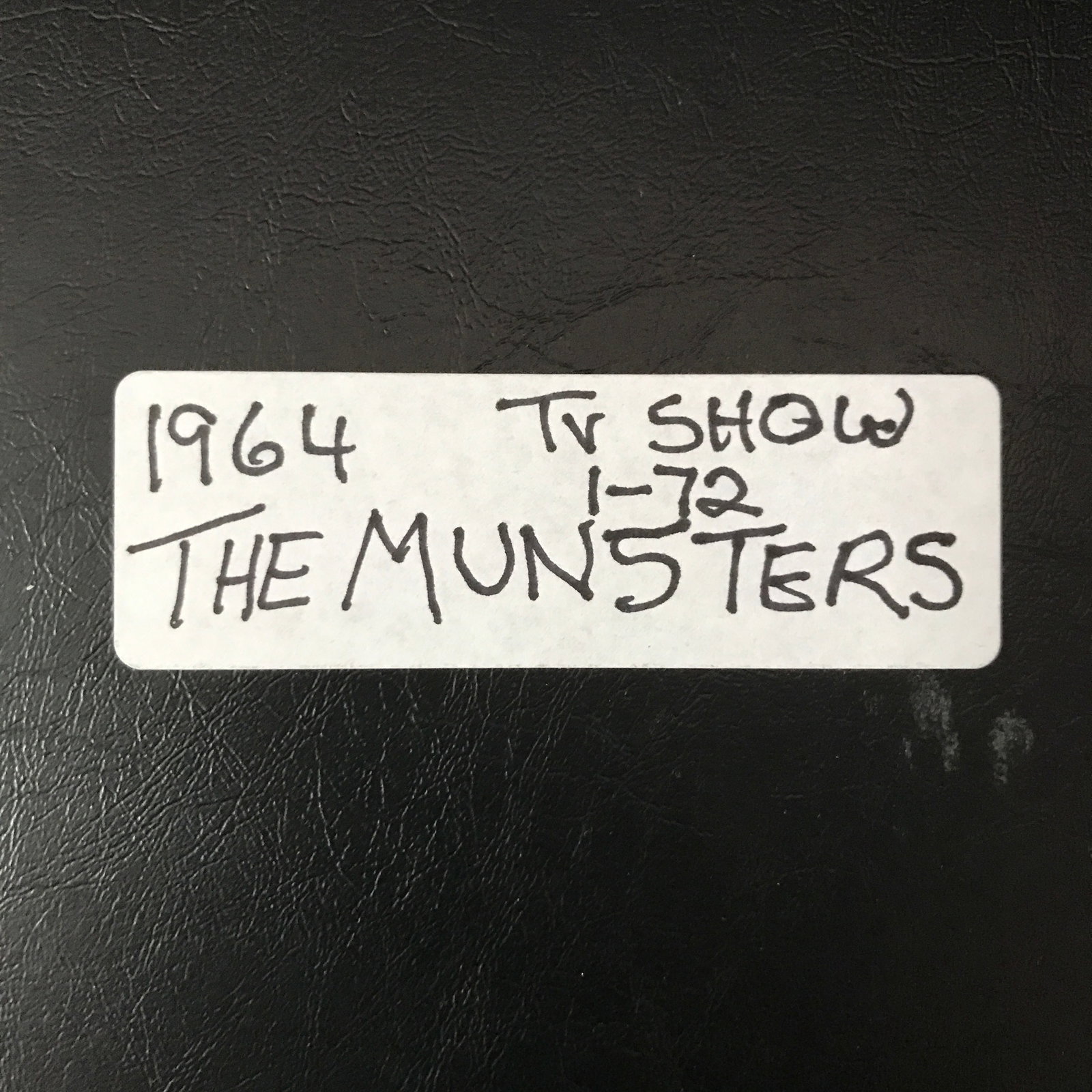 RARE VERY HIGH GRADE 1964 THE MUNSTERS TV SHOW 1-72 CARD SET IN BINDER: Prices are in Canadian dollars