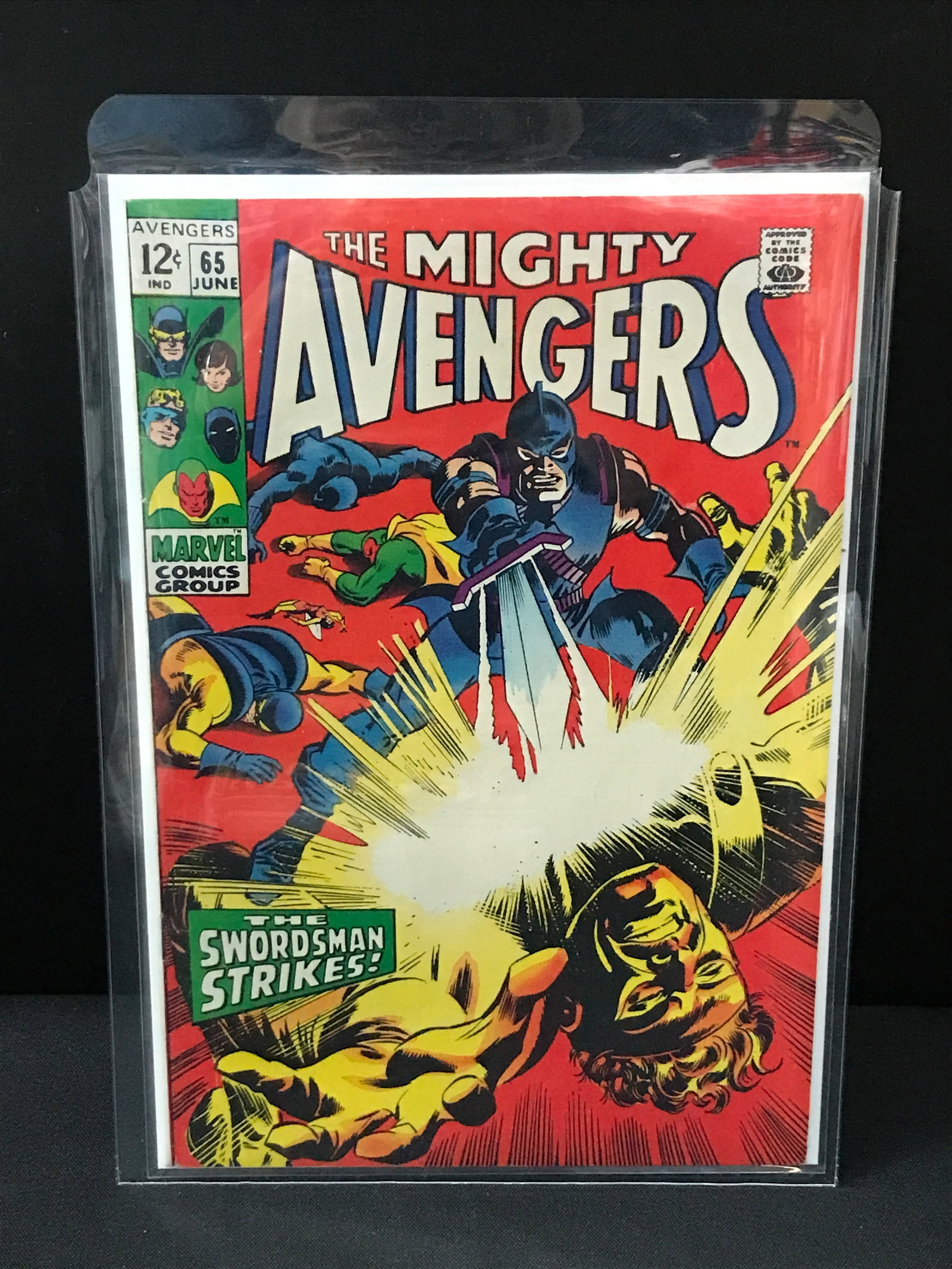 THE MIGHTY AVENGERS #65 - MARVEL COMICS: Prices are in Canadian dollars