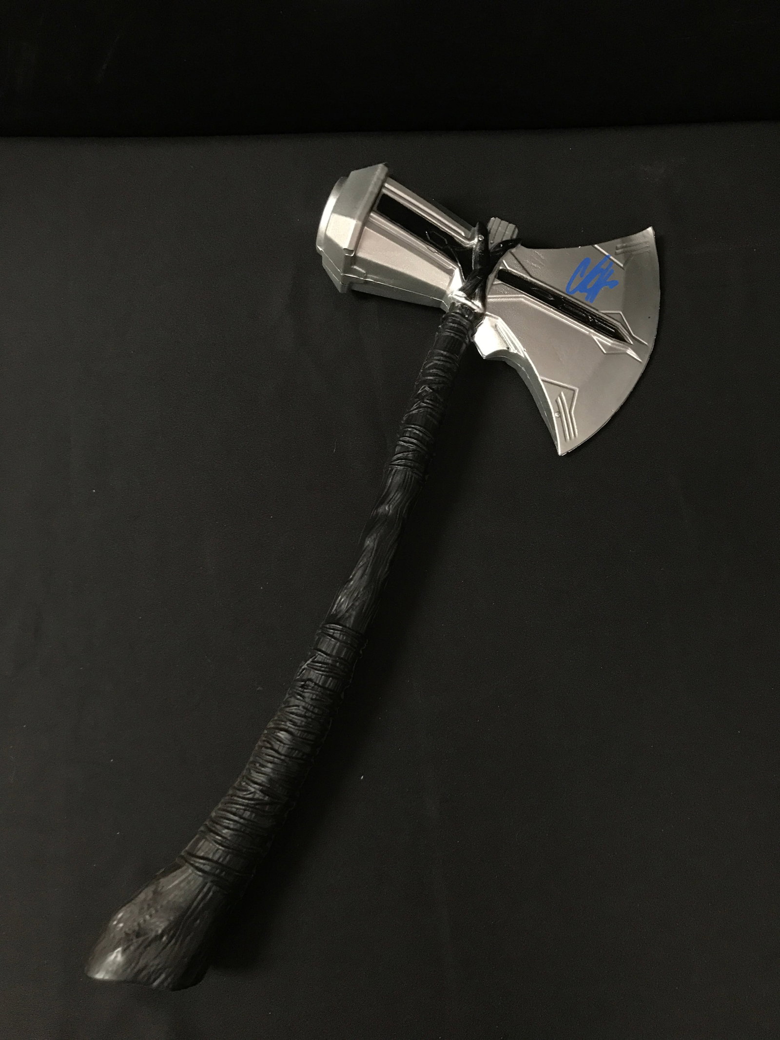 CHRIS HEMSWORTH SIGNED STORMBREAKER PROP - KB COA: Prices are in Canadian dollars