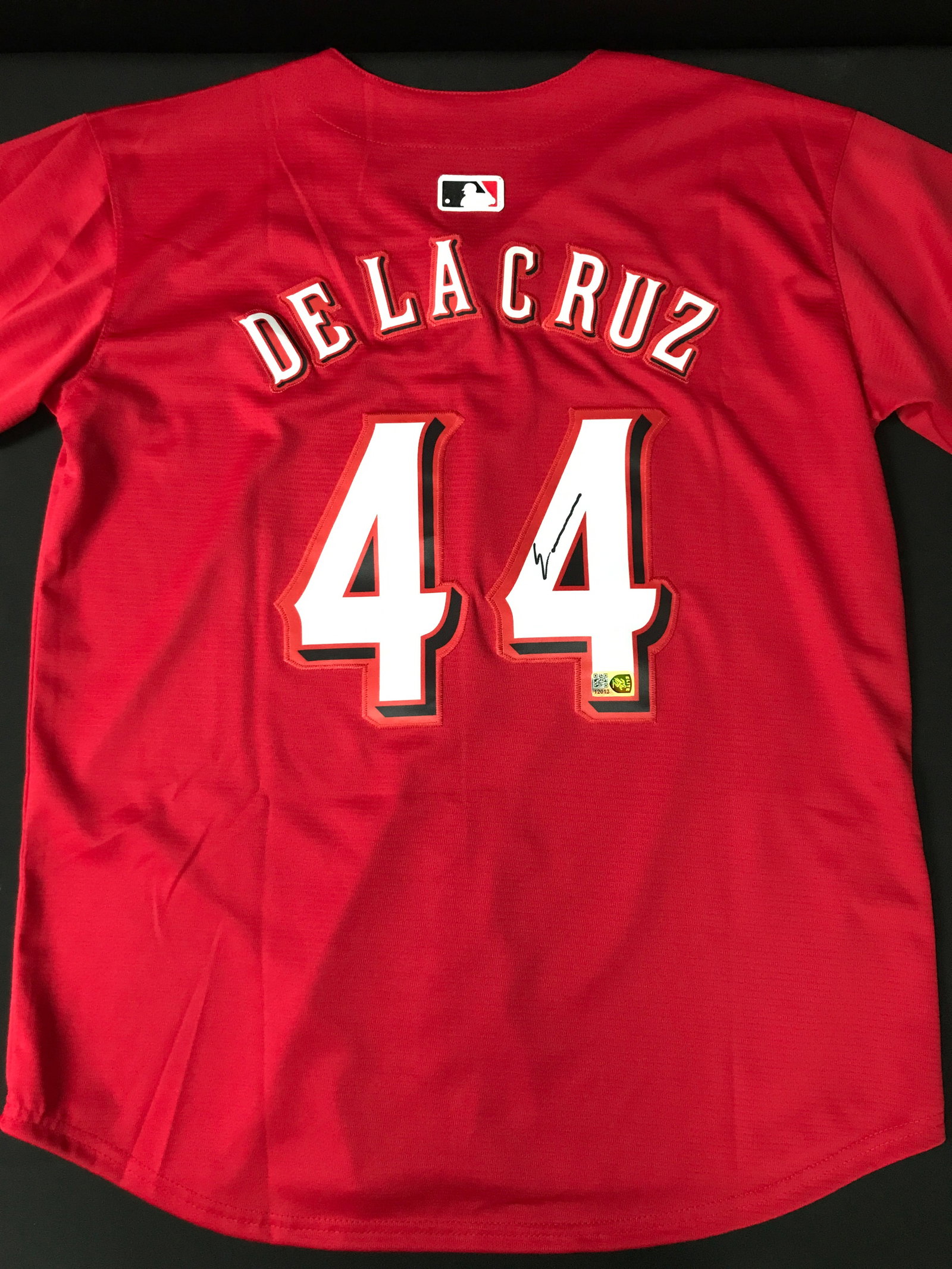 ELLY DE LA CRUZ SIGNED CINCINATTI REDS CUSTOM JERSEY - ELITE SPORTS COA: Prices are in Canadian dollars