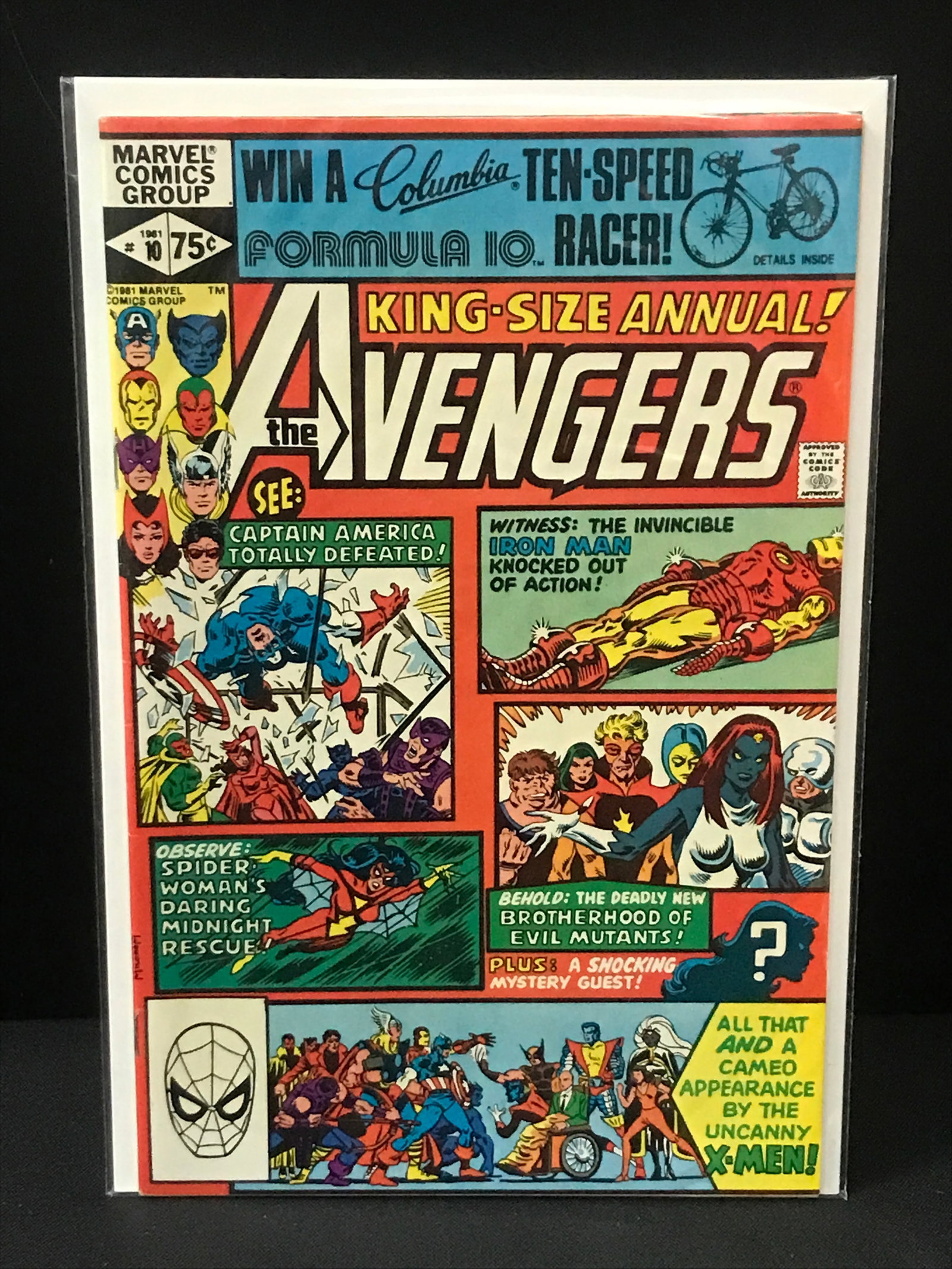 AVENGERS KING SIZED ANNUAL NO.10 (1ST APP. ROGUE) - MARVEL COMICS (1 of 1)