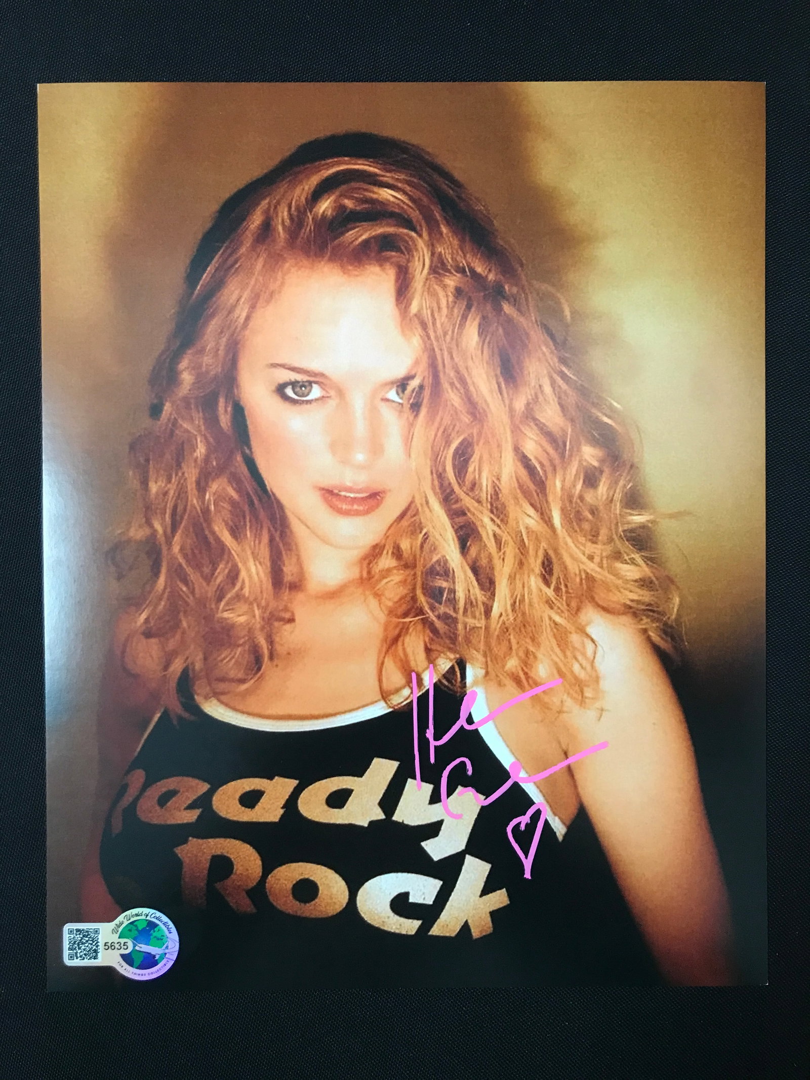 HEATHER GRAHAM SIGNED 8X10 - WWOC COA (1 of 1)