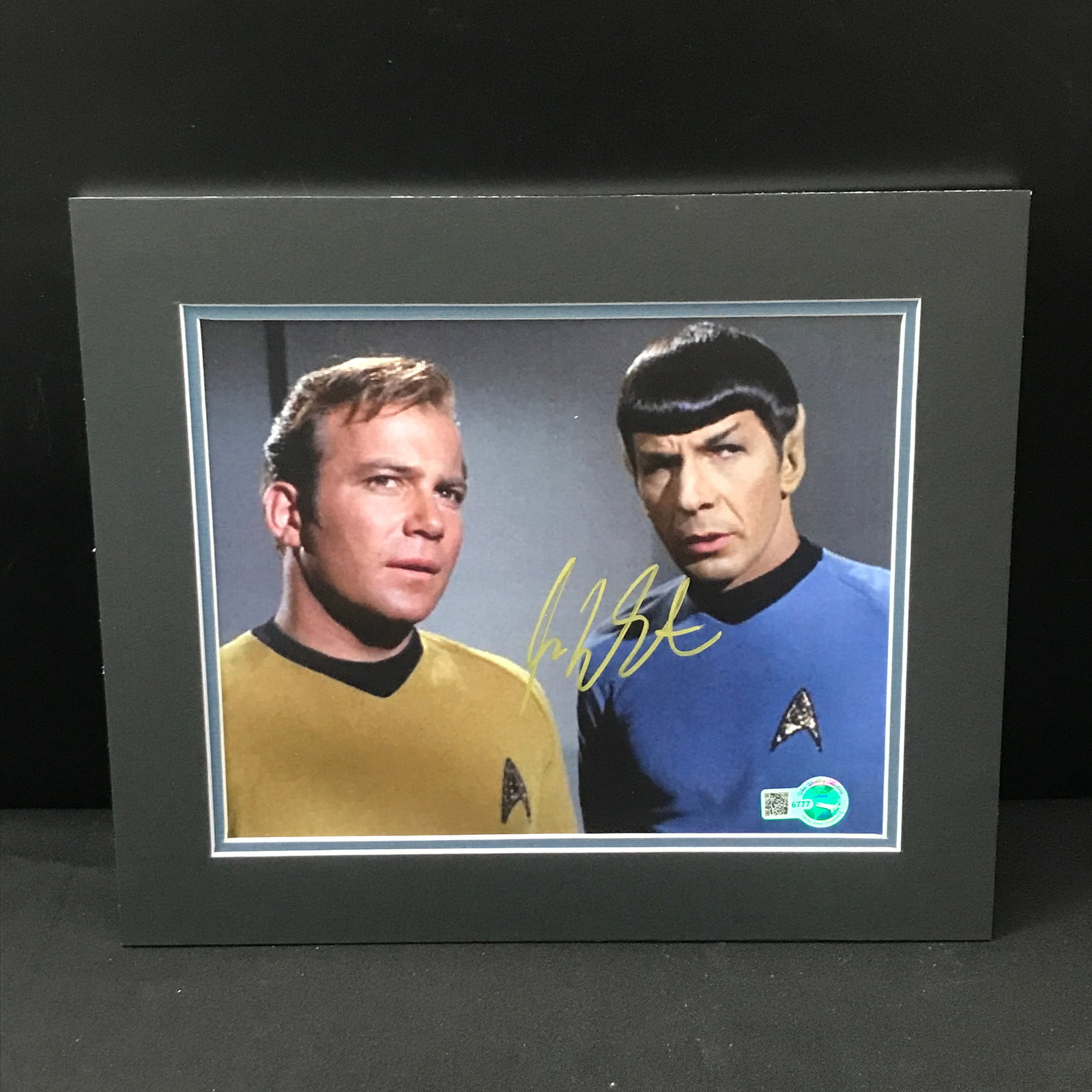 WILLIAM SHATNER SIGNED AND FRAMED 8X10 - WWOC COA: Prices are in Canadian dollars