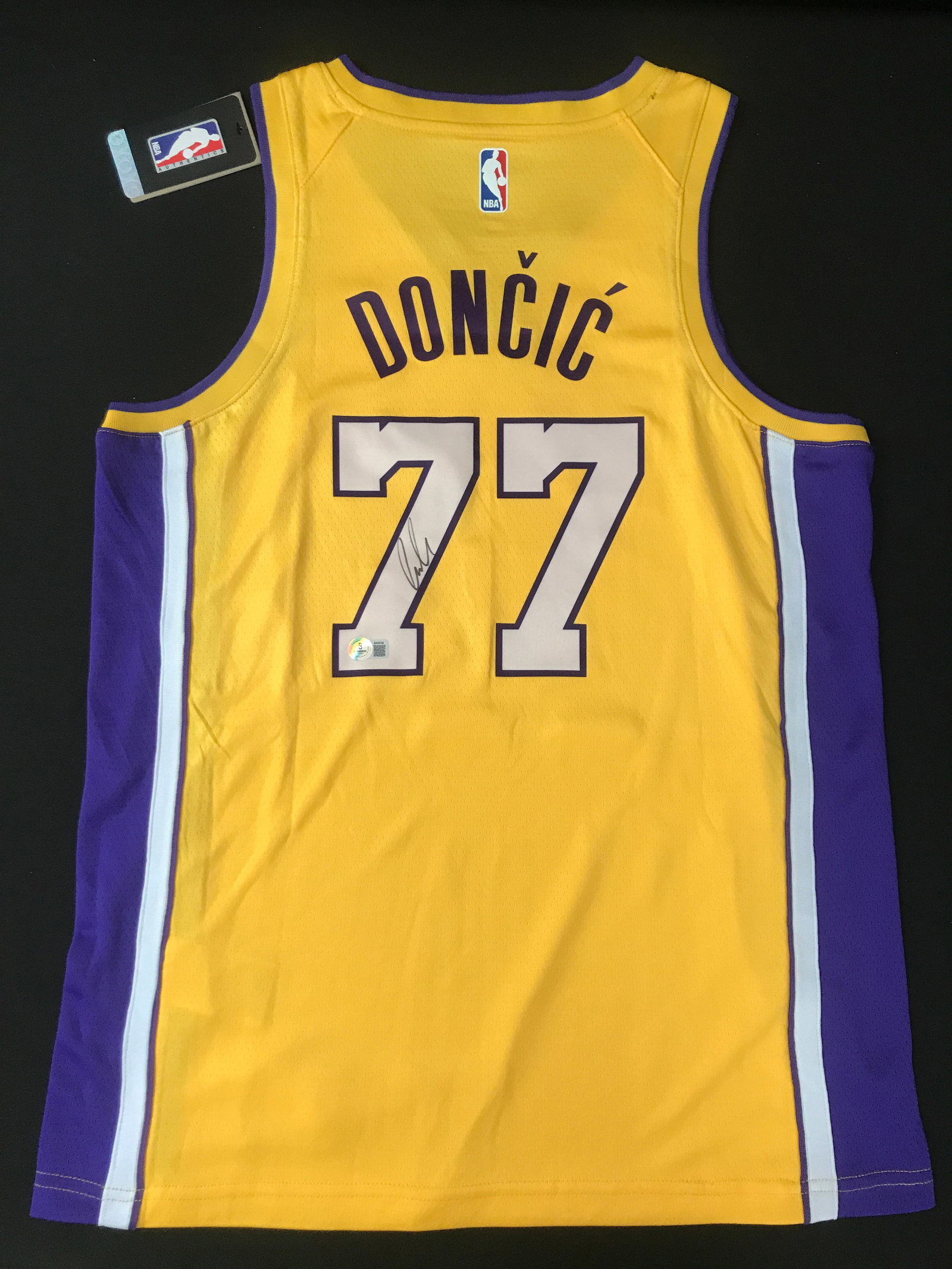LUKA DONCIC SIGNED LOS ANGELES LAKERS JERSEY - BECKETT COA: Prices are in Canadian dollars