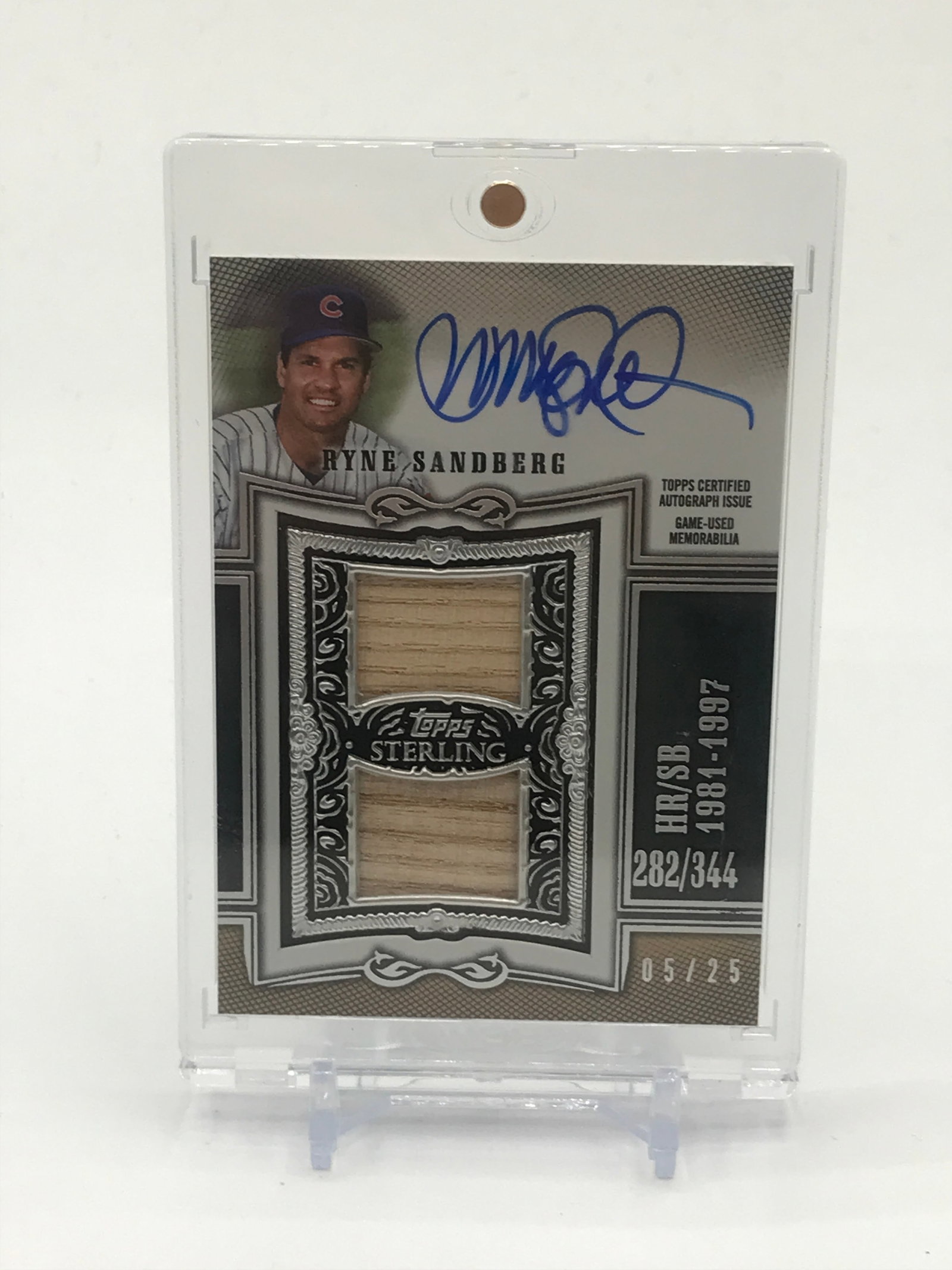 2020 TOPPS CERTIFIED AUTOGRAPH ISSUE RYNE SANDBERG SIGNED PATCH TRADING CARD 05/25 (1 of 2)