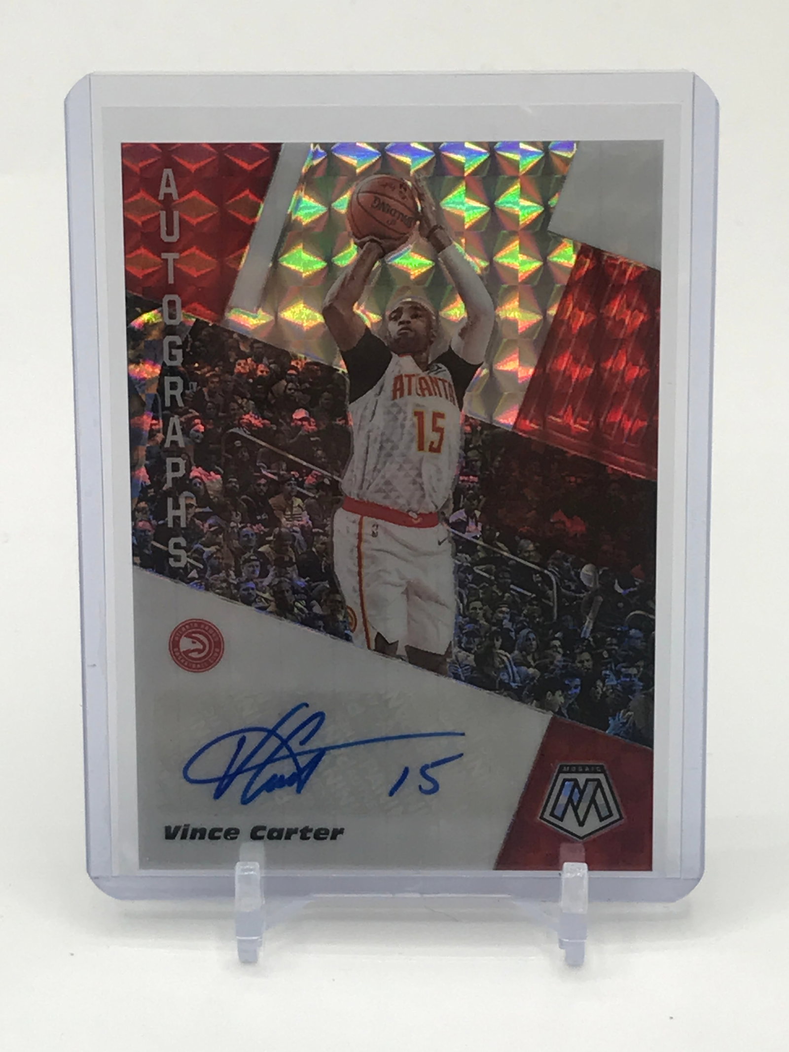2019-20 PANINI MOSAIC BASKETBALL VINCE CARTER SIGNED TRADING CARD (1 of 2)
