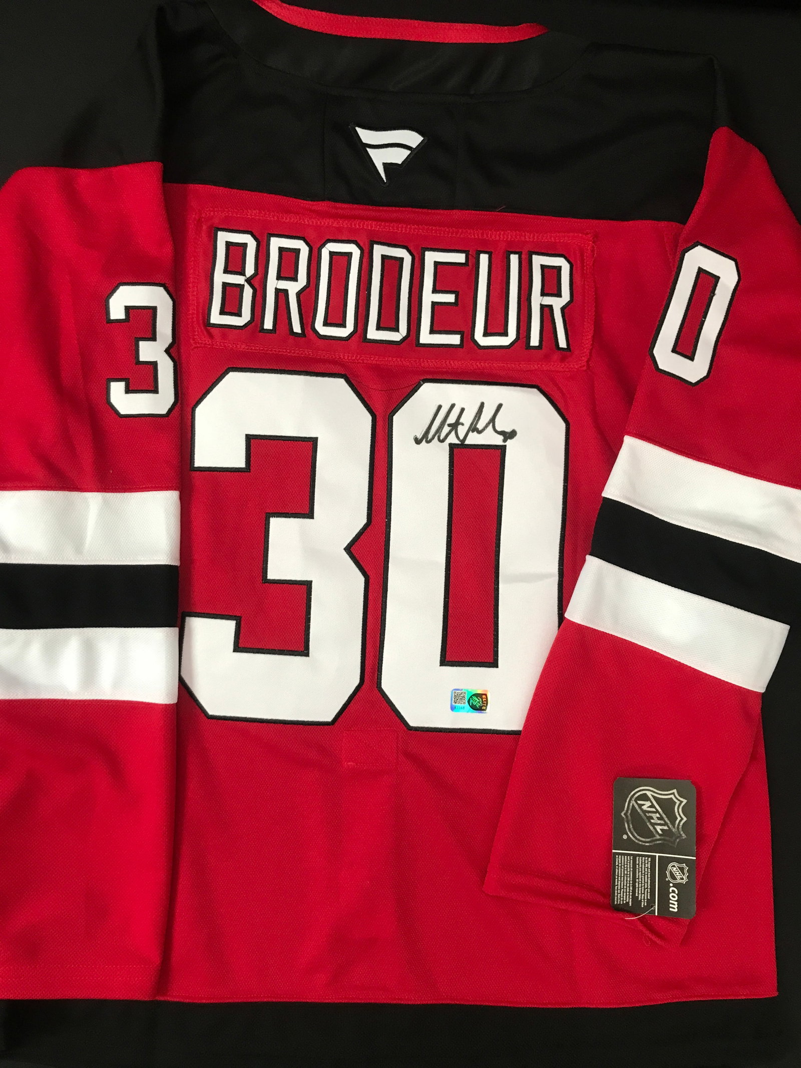 MARTIN BRODEUR SIGNED NEW JERSEY DEVILS CUSTOM JERSEY - ELITE SPORTS COA (1 of 3)