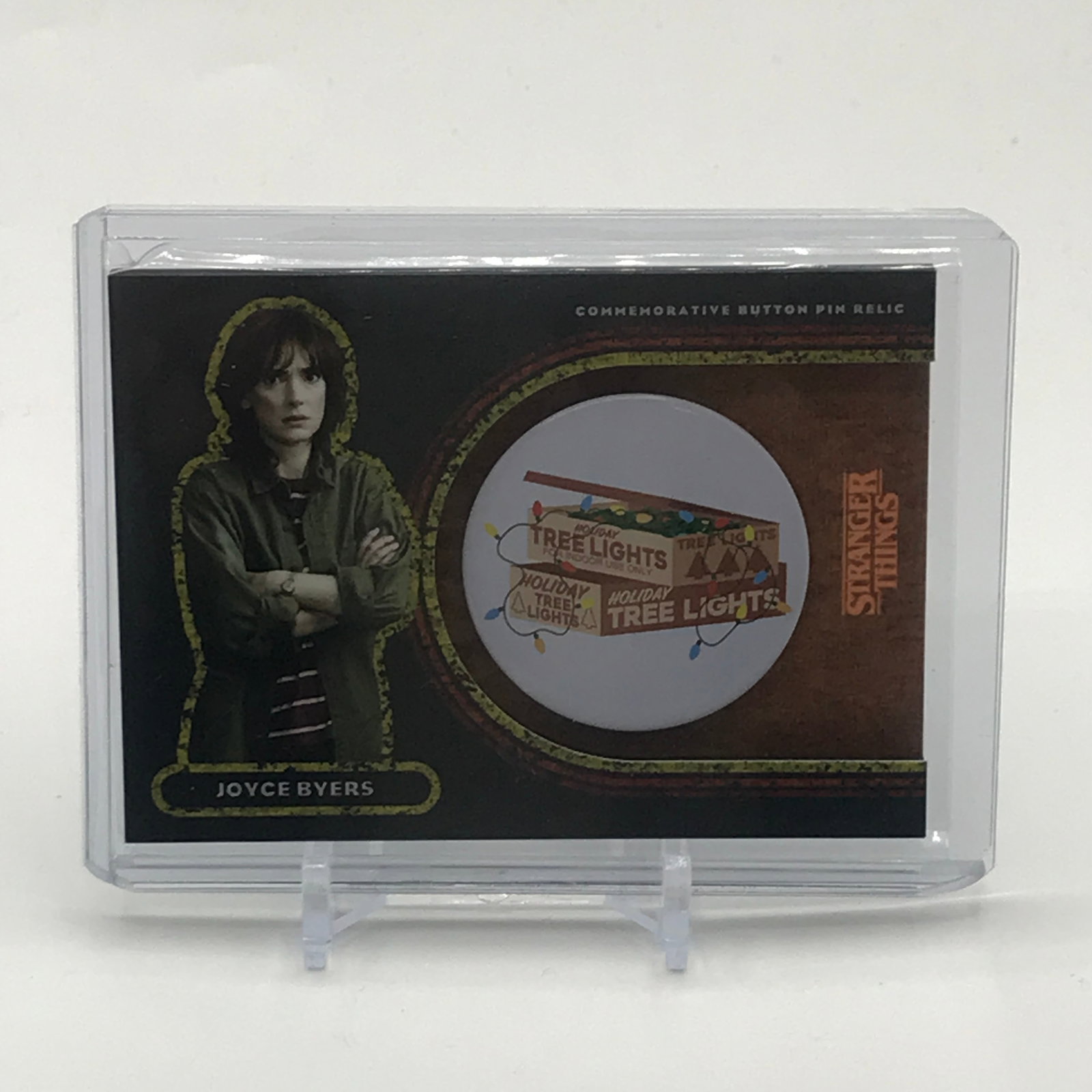 TOPPS STRANGER THINGS COMMEMORATIVE 80'S PIN TRADING CARD - TREE LIGHTS 65/99: Prices are in Canadian dollars