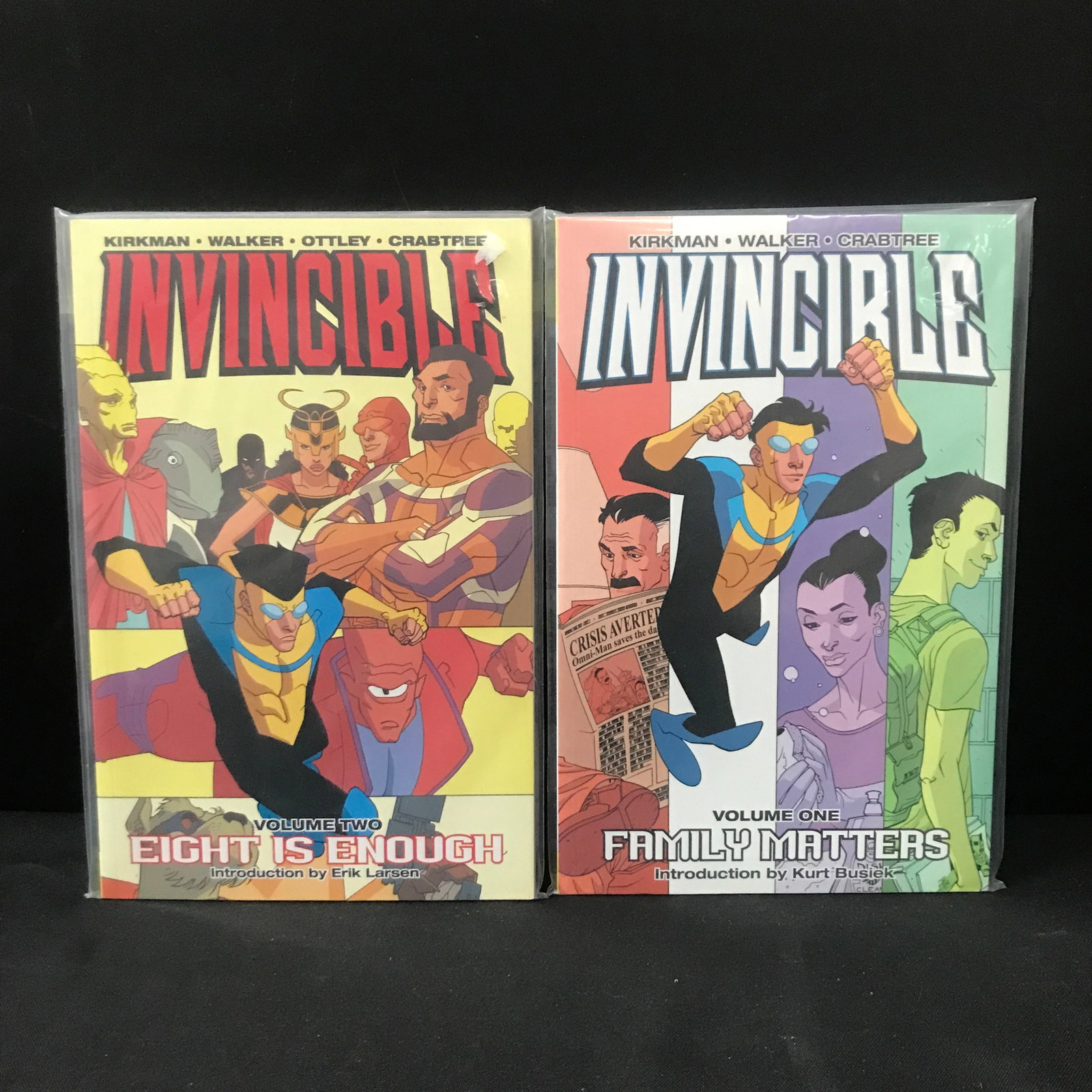 LOT OF 2 INVINCIBLE COMICS #1-2 (1 of 1)