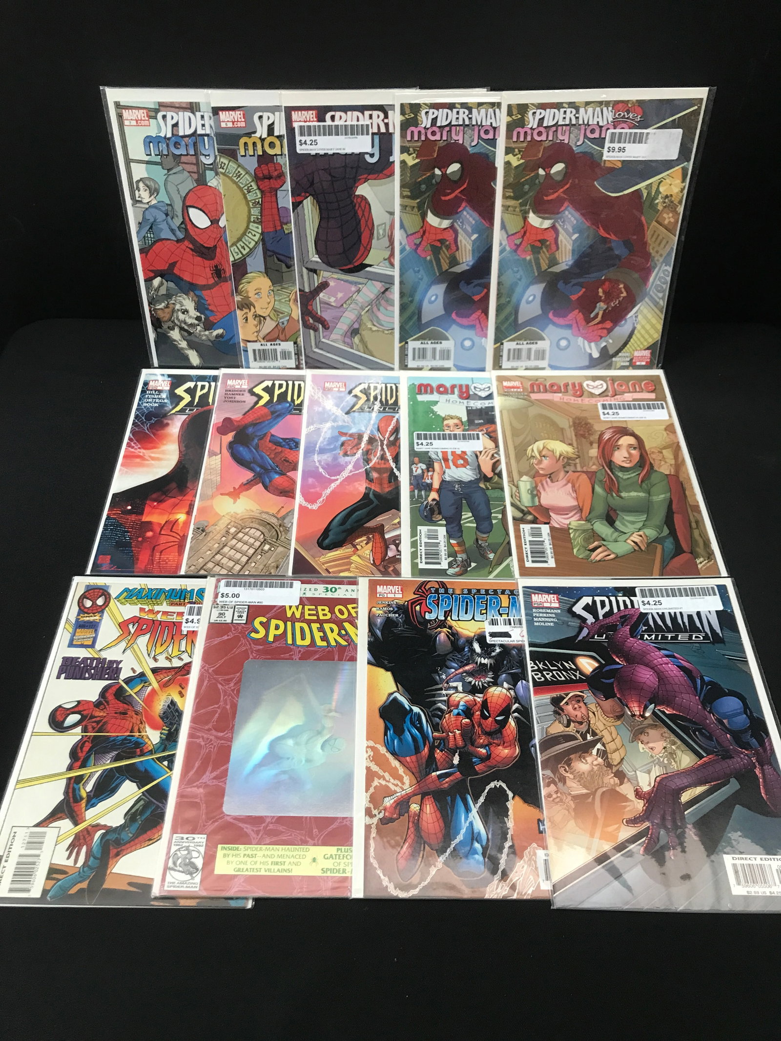 LOT OF 14 COMICS FEATURING SPIDER-MAN - MARVEL COMICS (1 of 1)