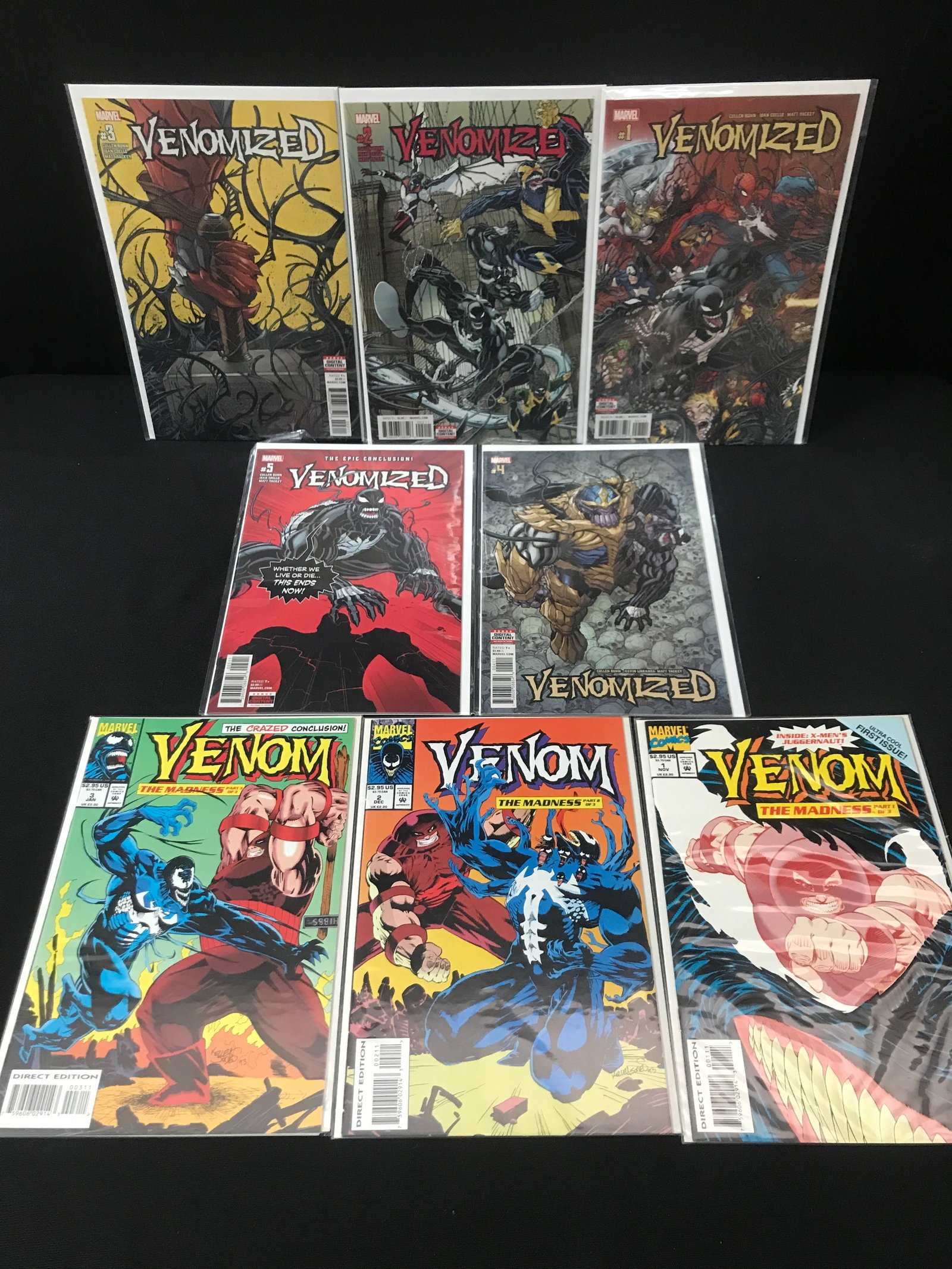 LOT OF 8 COMICS FEATURING VENOM - MARVEL COMICS (1 of 1)