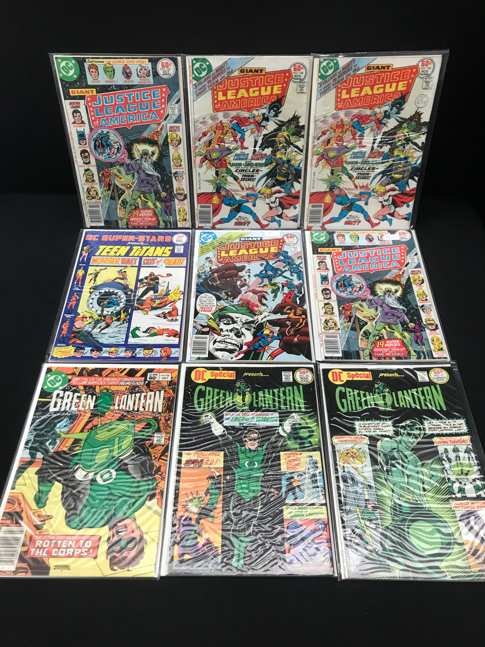 LOT OF 9 MIXED TITLE COMICS - DC COMICS (1 of 1)
