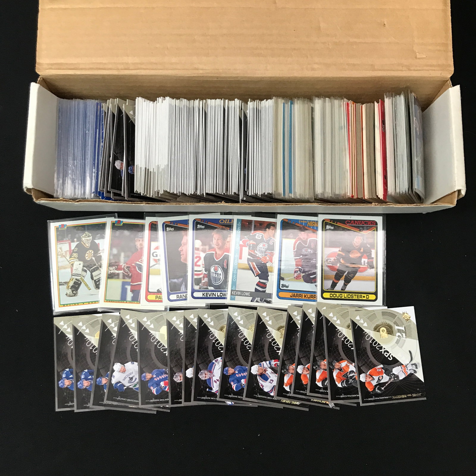 BULK SPORTS CARD LOT (1 of 1)