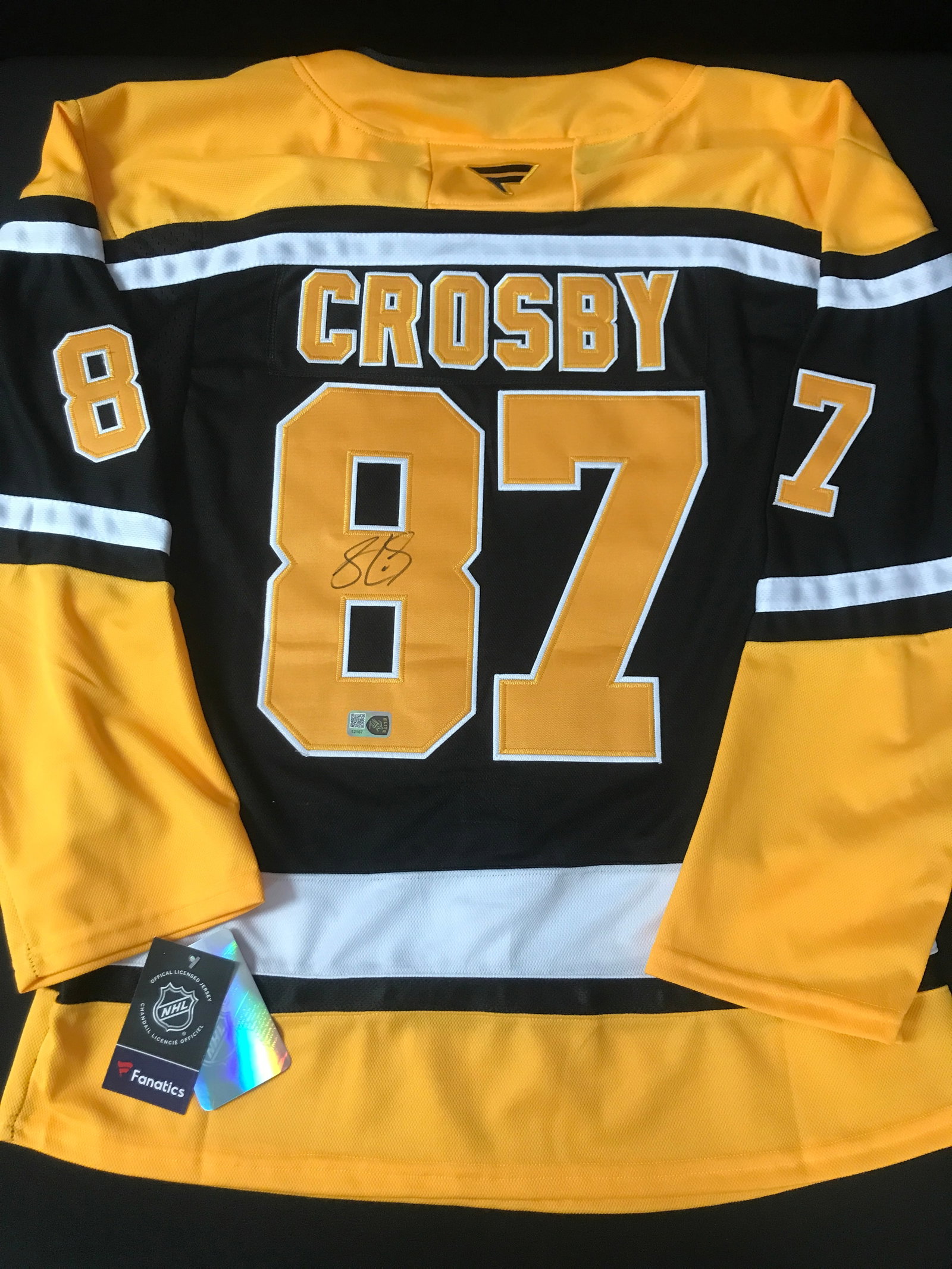 SIDNEY CROSBY SIGNED CUSTOM JERSEY - ELITE SPORTS COA: Prices are in Canadian dollars