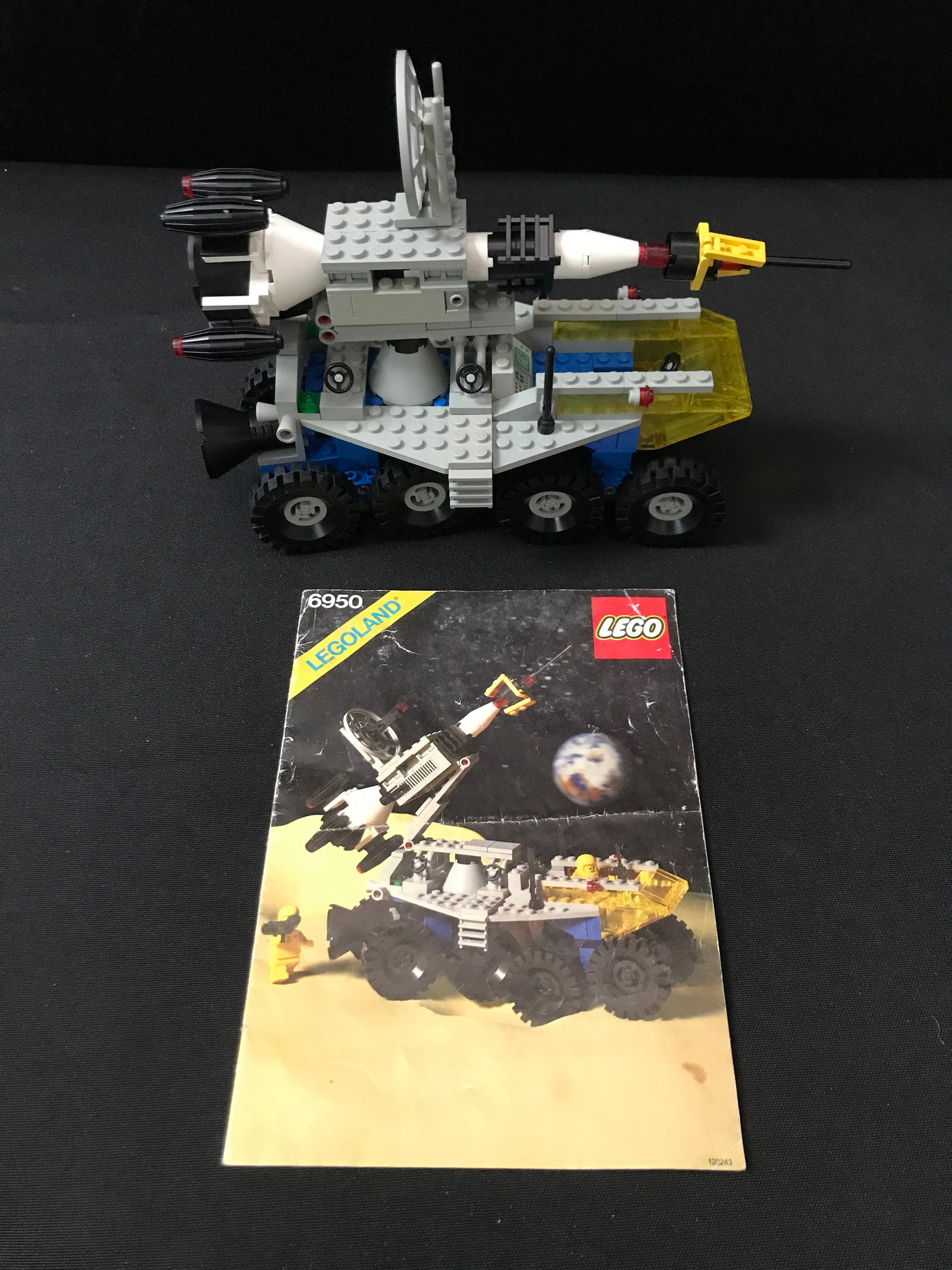 LEGO #6950 CONSTRUCTED (1 of 2)