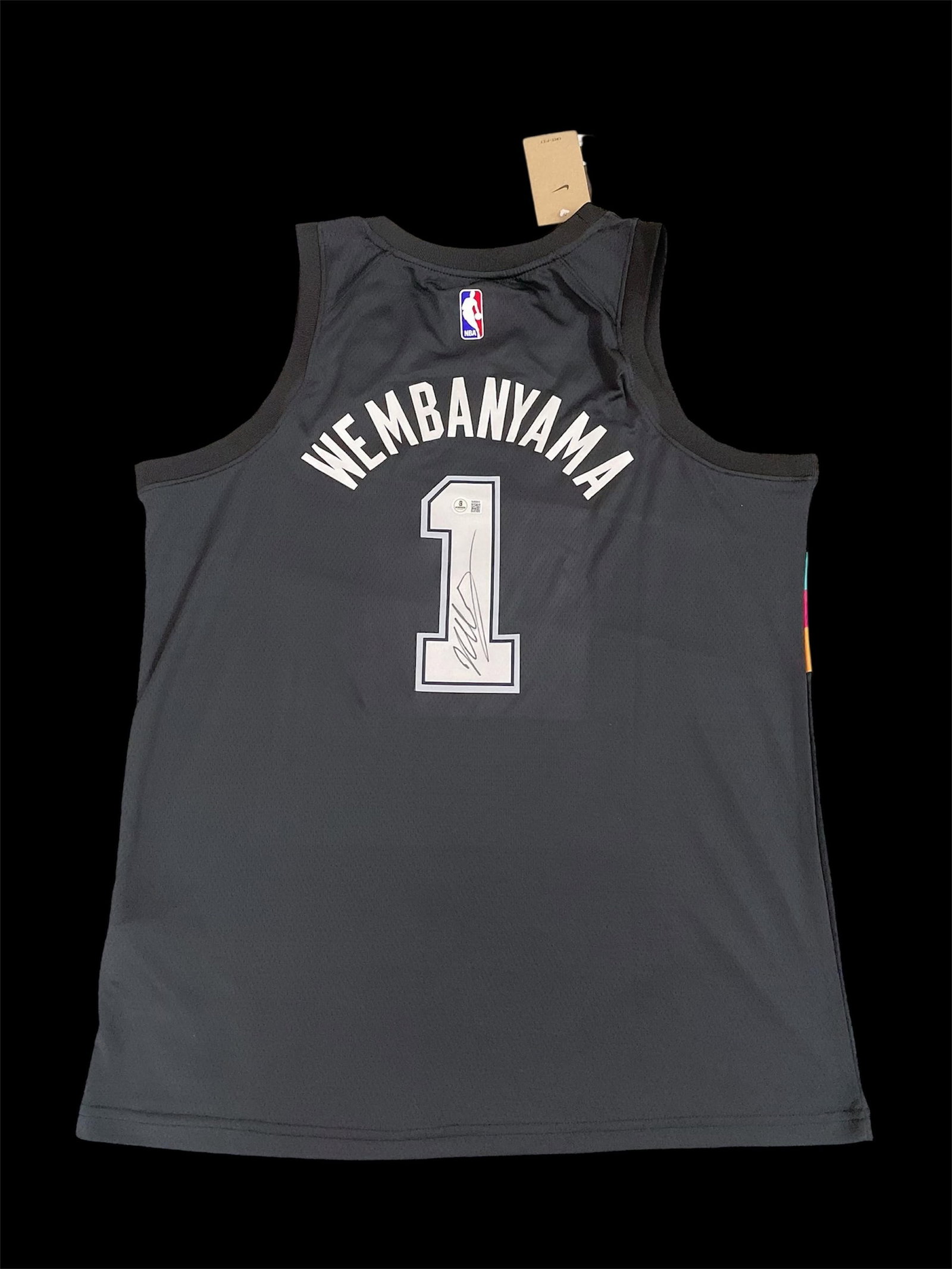 VICTOR WEMBANYAM SIGNED SAN ANTONIO SPURS JERSEY - BECKETT COA (1 of 2)