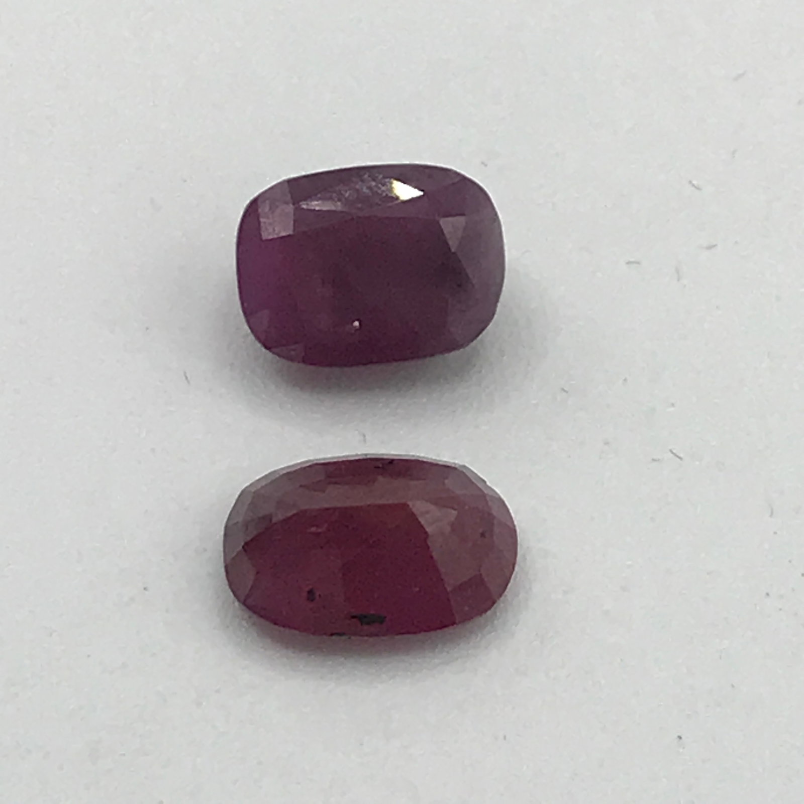 LOT OF 2 MONZAMBIQUE RUBIES 7.43CT TOTAL WEIGHT DEEP PURPLISH RED CUT IS GOOD - UH APPRAISAL $9,450: Prices are in Canadian dollars