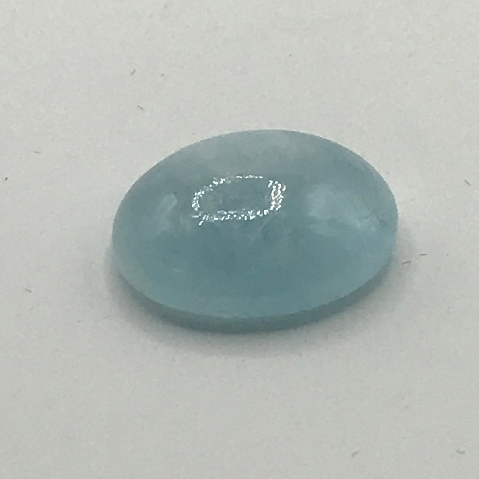 OVAL SKARDU AQUAMARINE 12.66CT PALE GREENISH BLUE CUT IS GOOD - UH APPRAISAL $4,400: Prices are in Canadian dollars