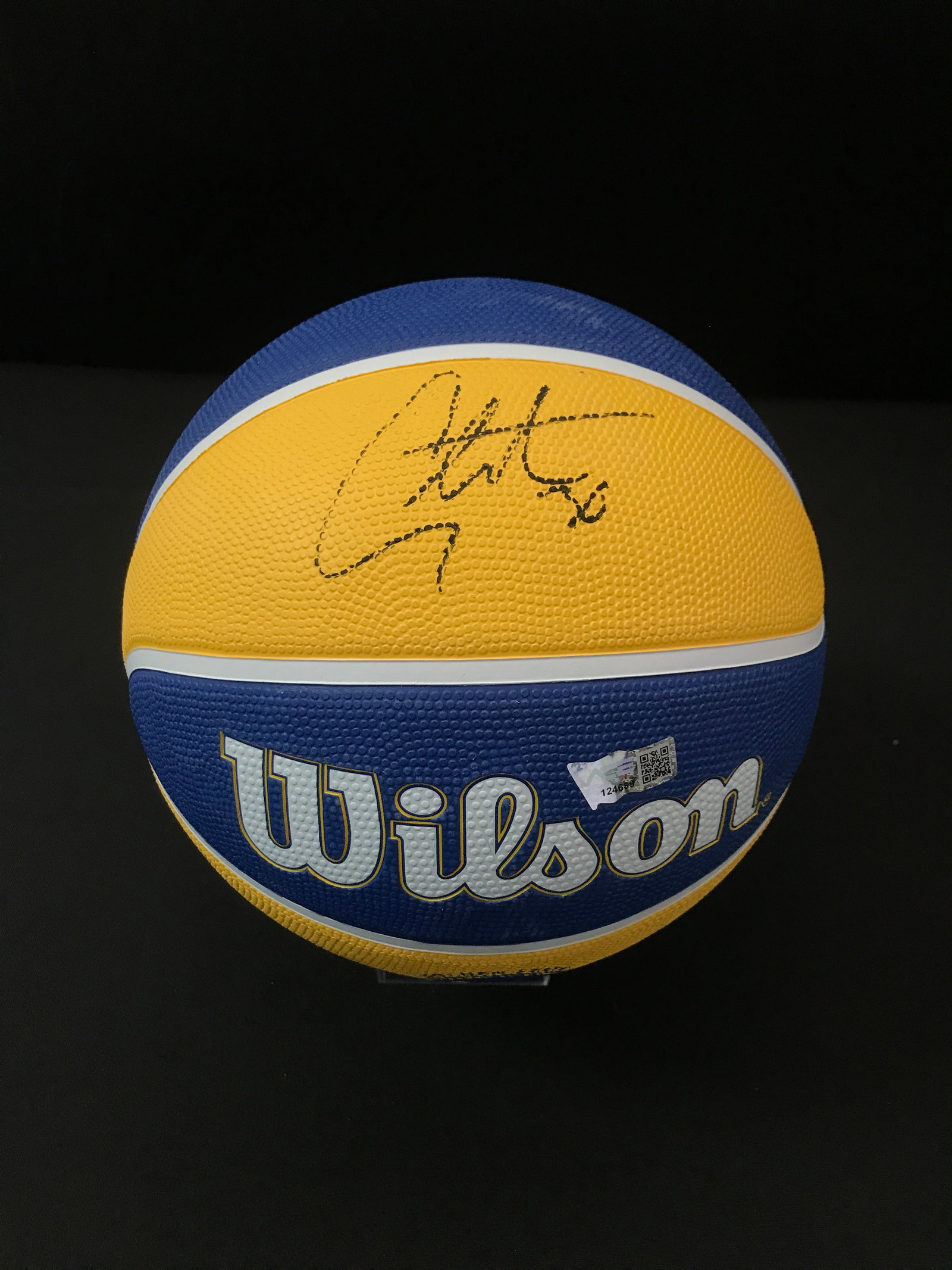 STEPHEN CURRY SIGNED BASKETBALL - ACE COA: Prices are in Canadian dollars