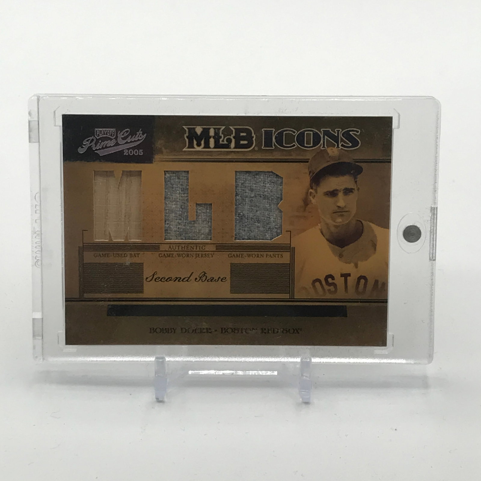 2005 DONRUSS PRIME CUTS PLAYOFF BOBBY DOER GAME WORN TRIPLE PATCH TRADING CARD 3/5: Prices are in Canadian dollars