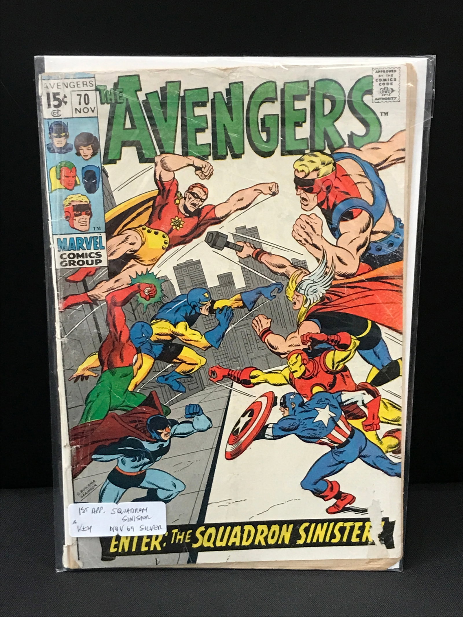 THE AVENGERS #70 (1969) 1ST SQUADRON SINISTER - MARVEL COMICS (1 of 1)