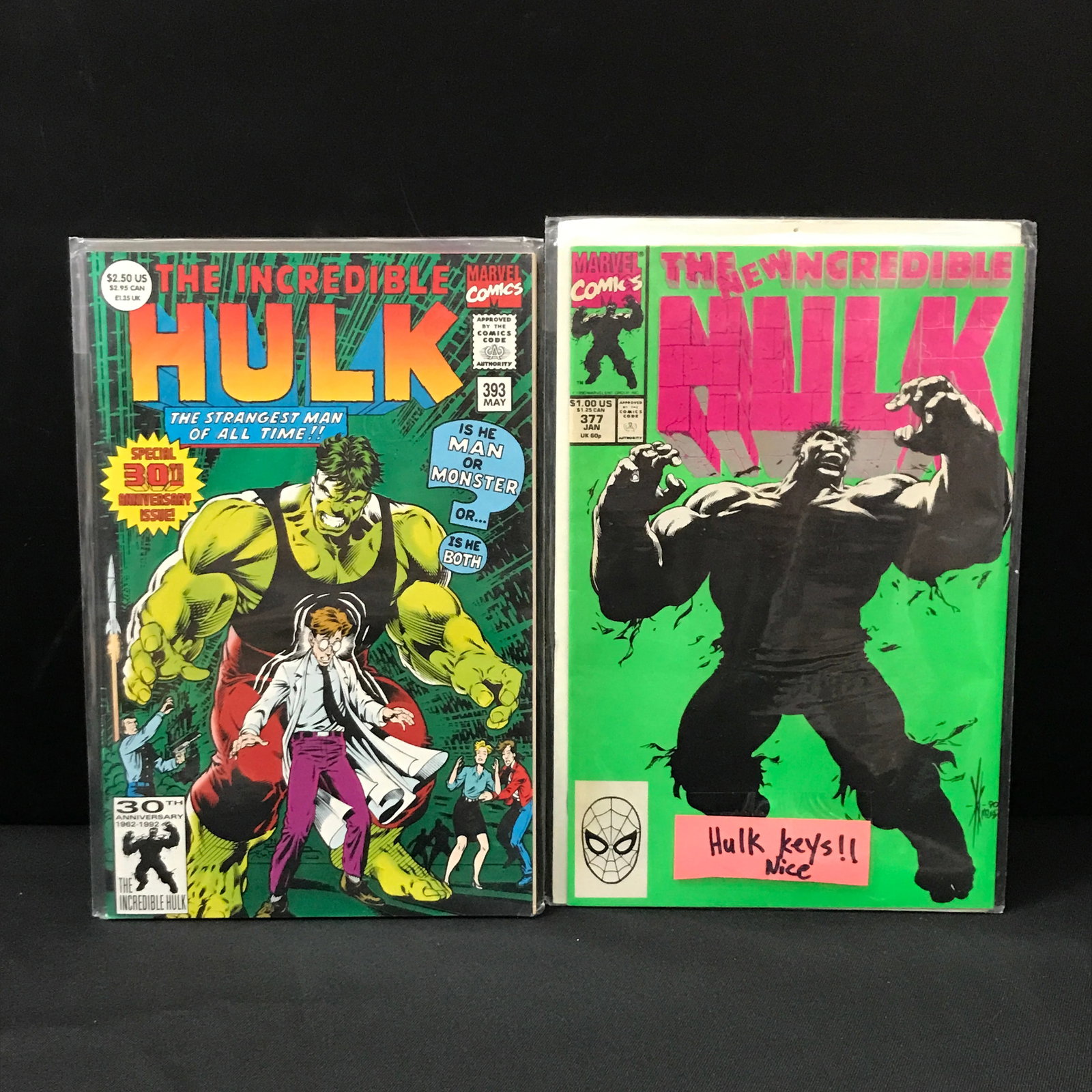 LOT OF 2 INCREDIBLE HULK COMICS - MARVEL COMICS (1 of 1)