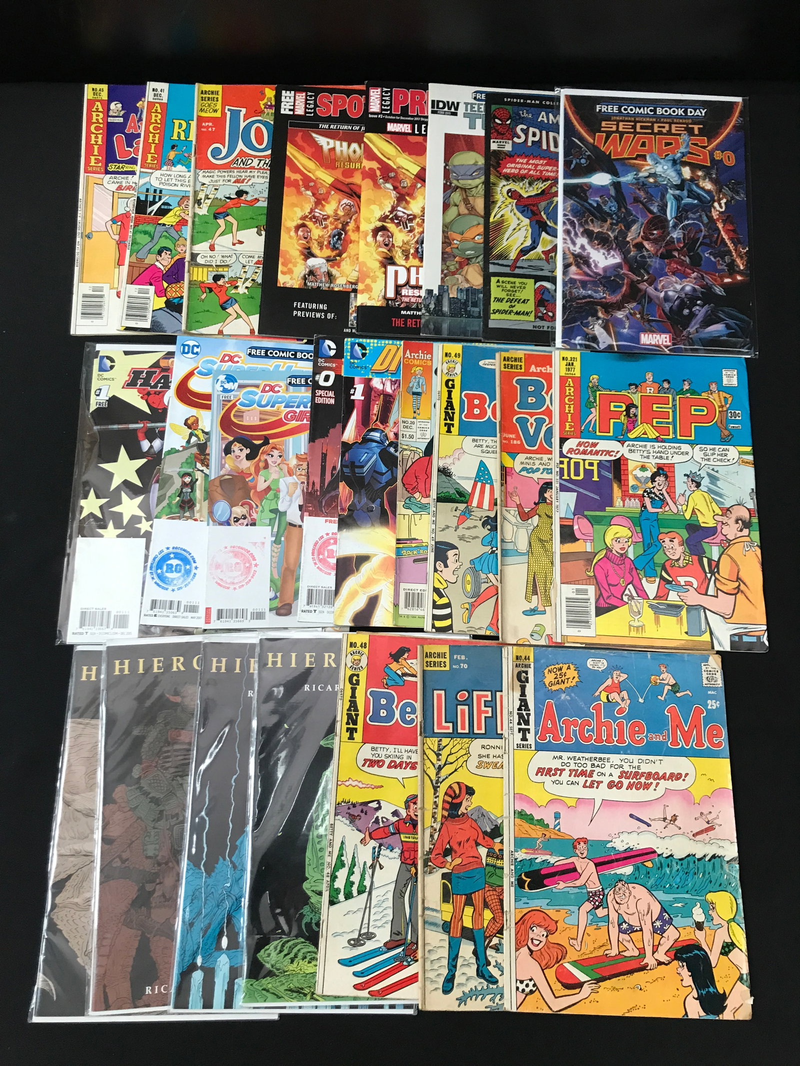 LARGE LOT OF MIXED TITLE COMICS - VARIOUS PUBLISHERS (1 of 1)