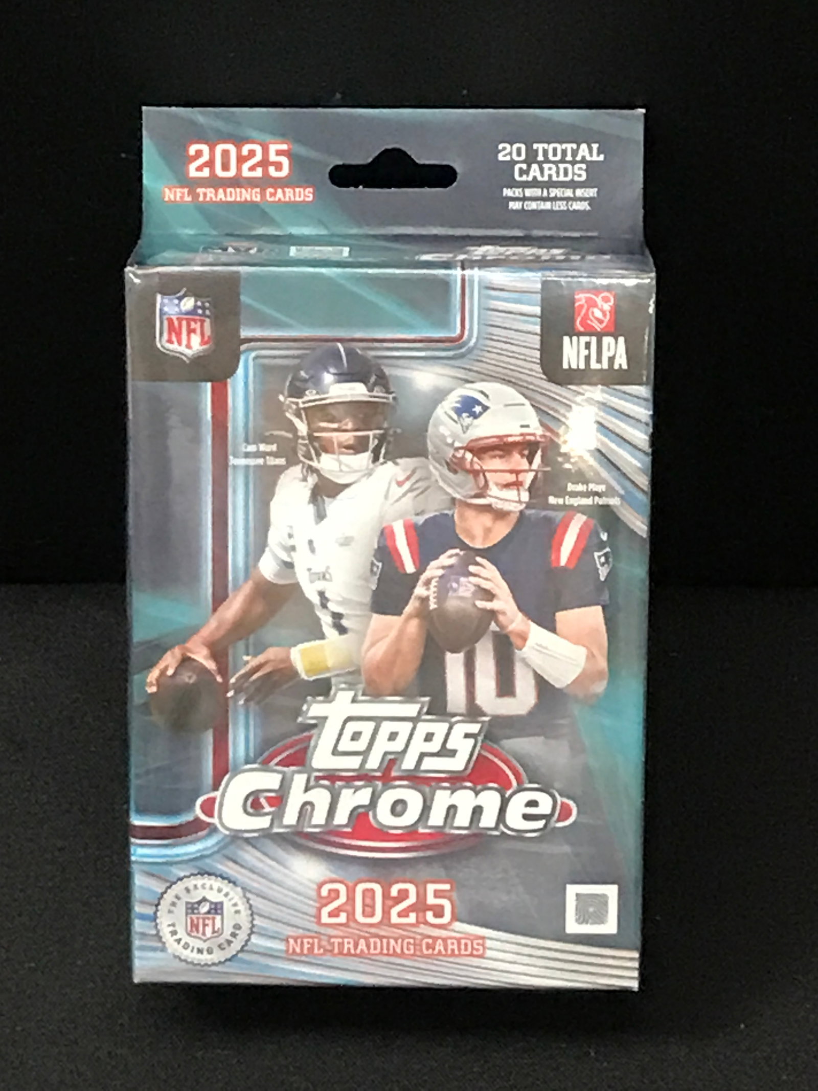 2025 TOPPS CHROME SEALED TRADING CARD BOX (1 of 1)