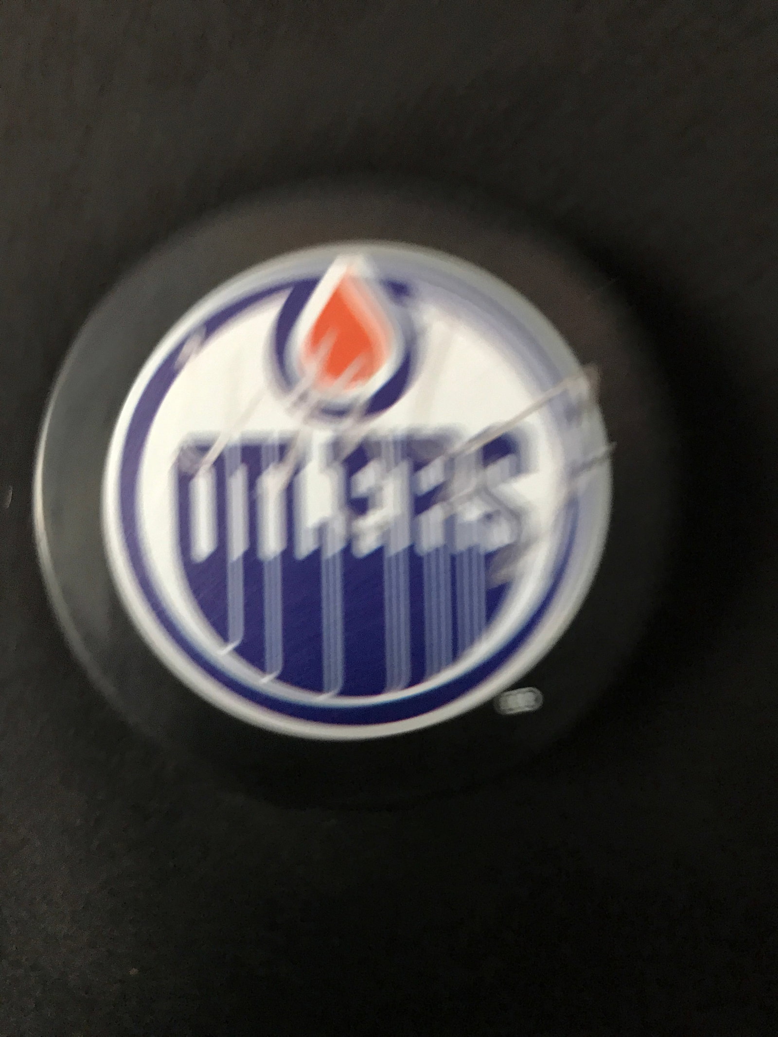 WAYNE GRETZKY SIGNED OILER HOCKEY PUCK (ACE COA): Prices are in Canadian dollars