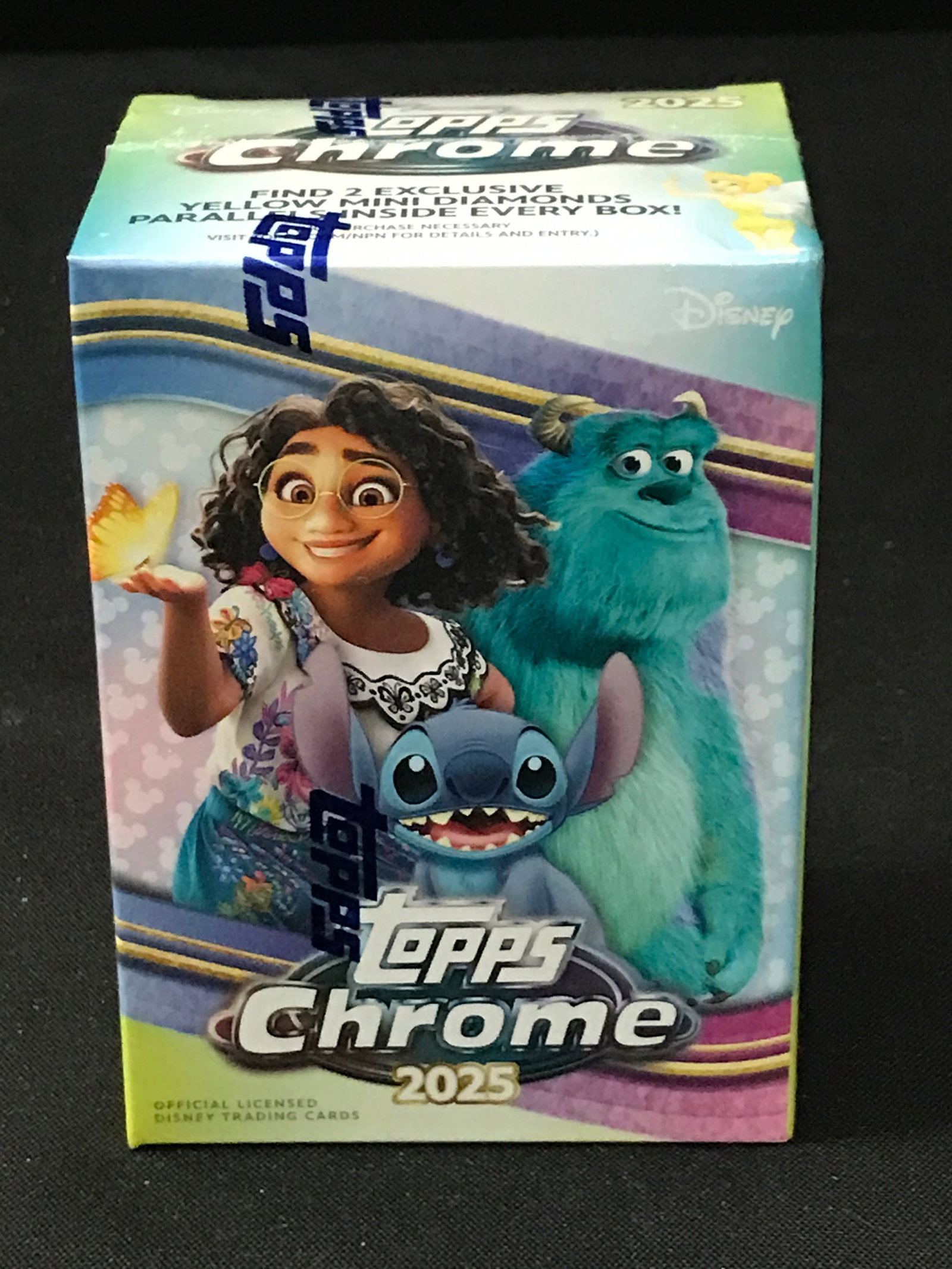 2025 TOPPS CHROME SEALED TRADING CARD BOX (1 of 1)