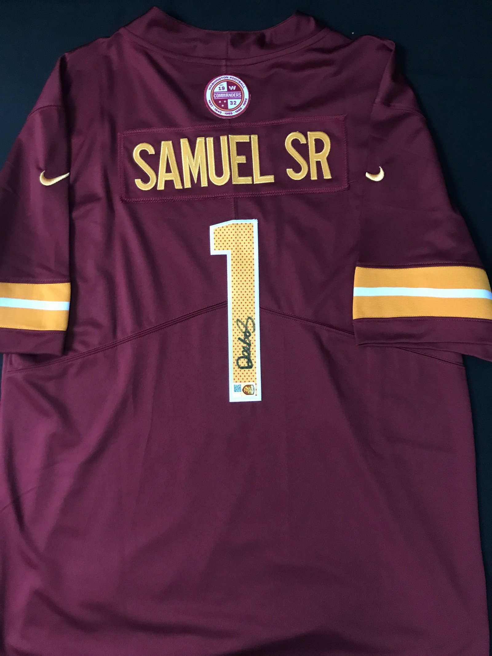 DEEBO SAMUEL SR SIGNED WASHINGTON COMMANDERS CUSTOM JERSEY - ELITE SPORTS COA: Prices are in Canadian dollars