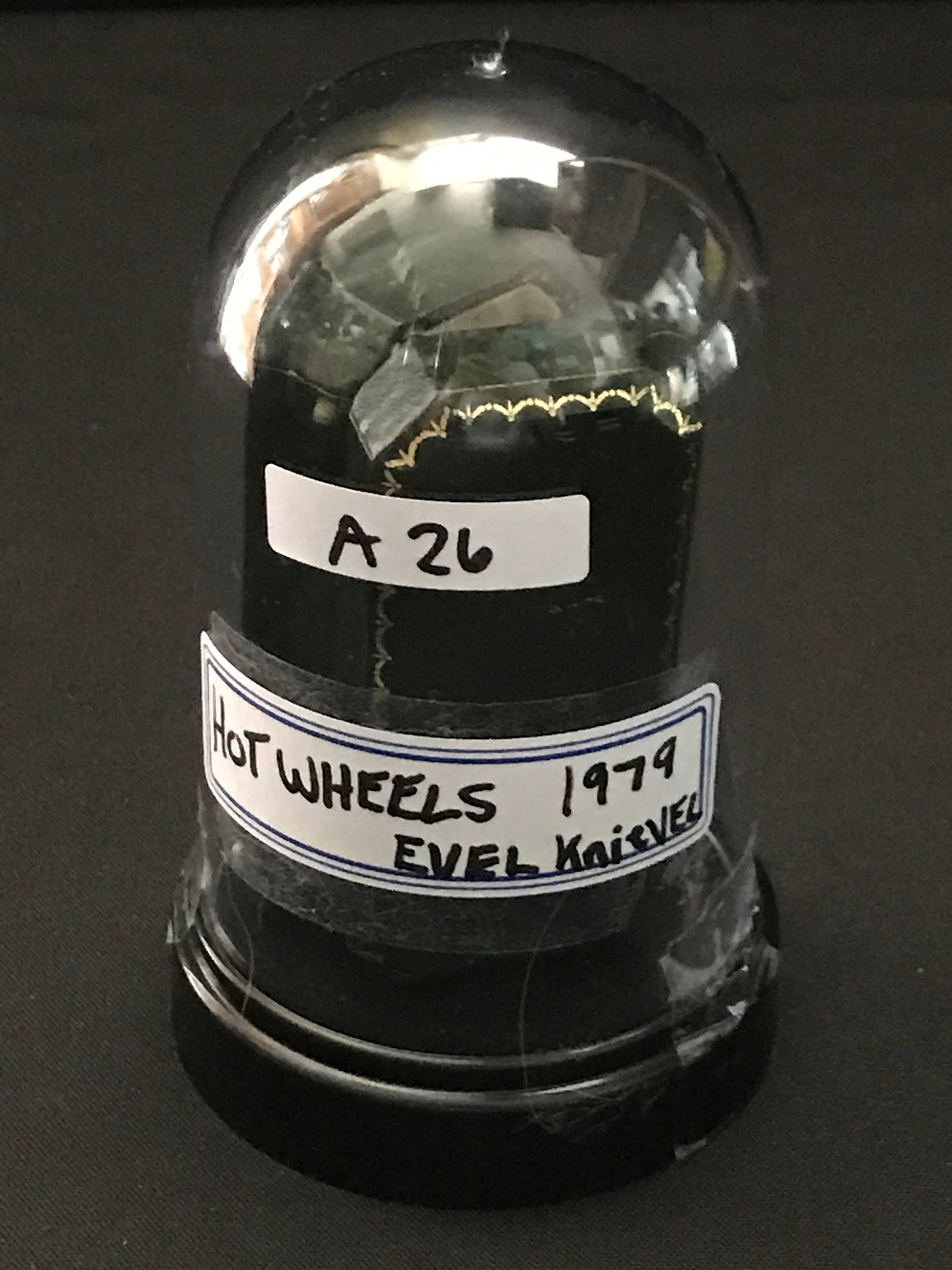 1979 HOT WHEELS EIVEL KNEIVEL TOY CAR: Prices are in Canadian dollars