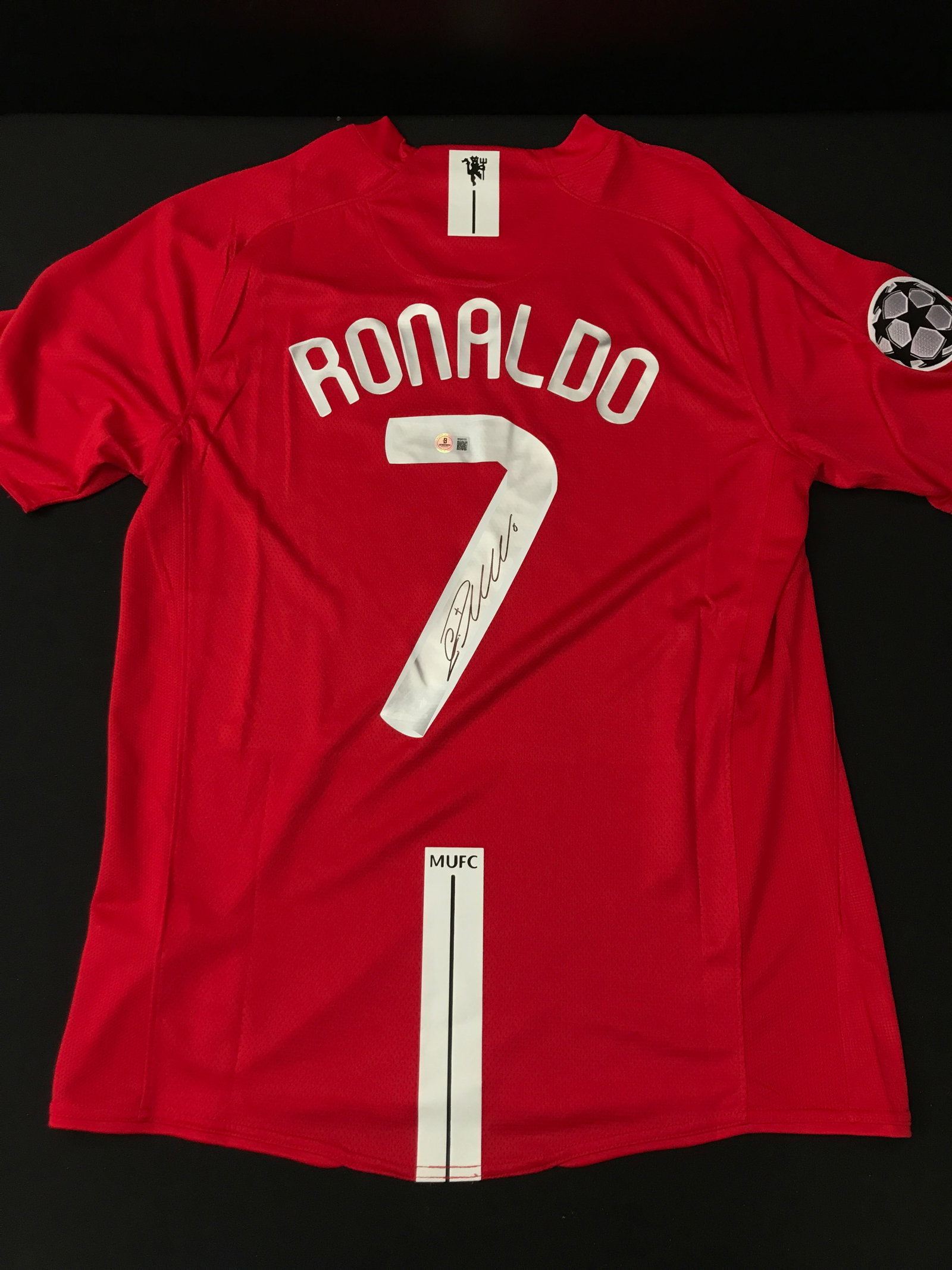 RONALDO SIGNED MANCHESTER UNITED SOCCER JERSEY - BECKETT COA (1 of 3)